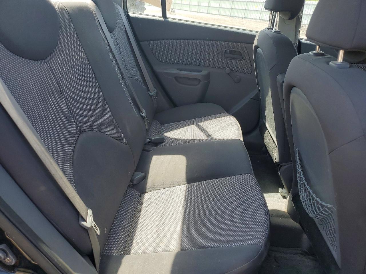 2009 Kia Rio Base Black vin: KNADE223596547987