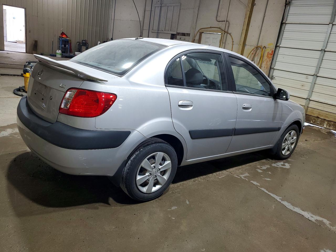 2009 Kia Rio Base/lx/sx Silver vin: KNADE223796459118
