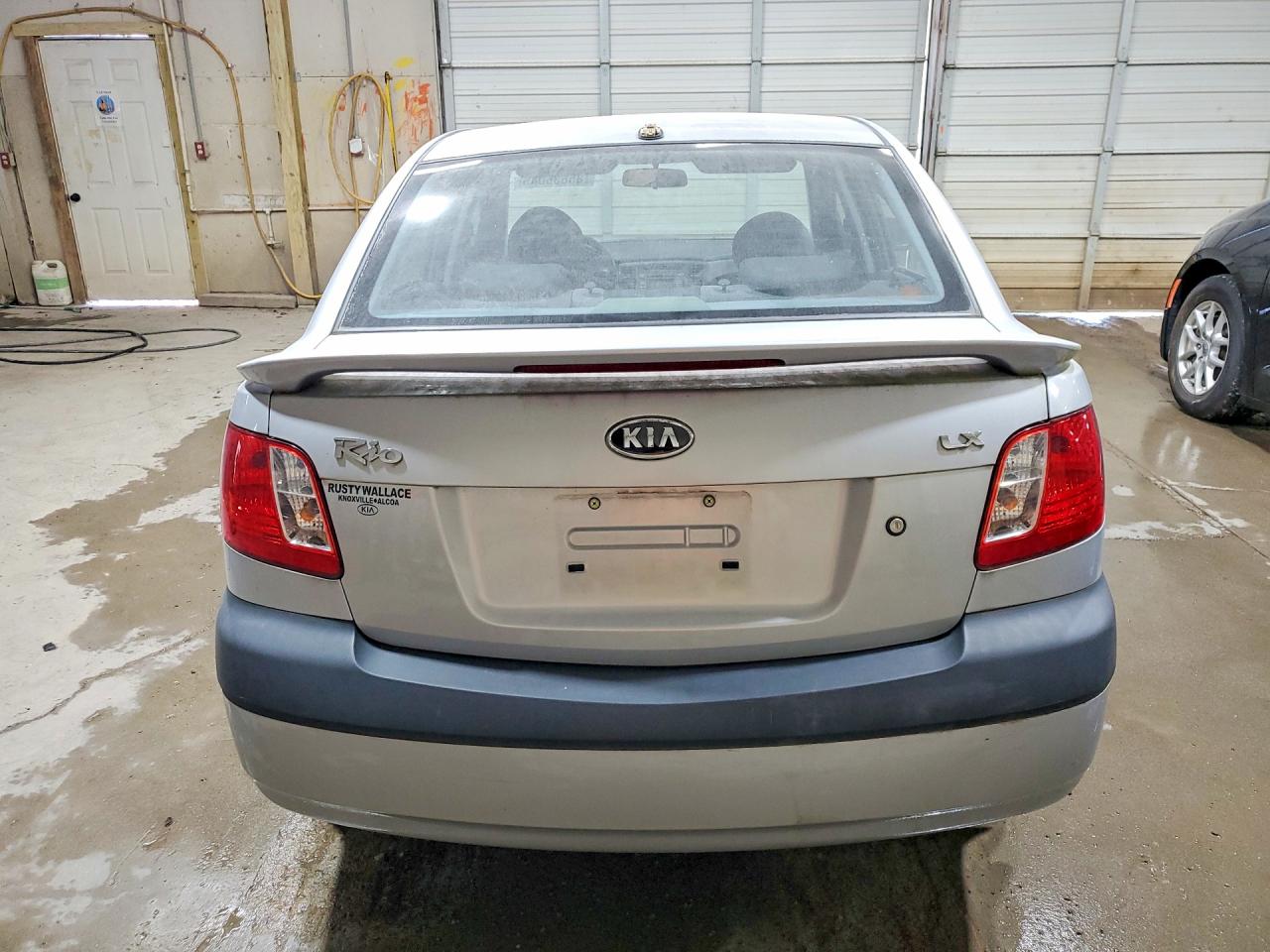 2009 Kia Rio Base/lx/sx Silver vin: KNADE223796459118