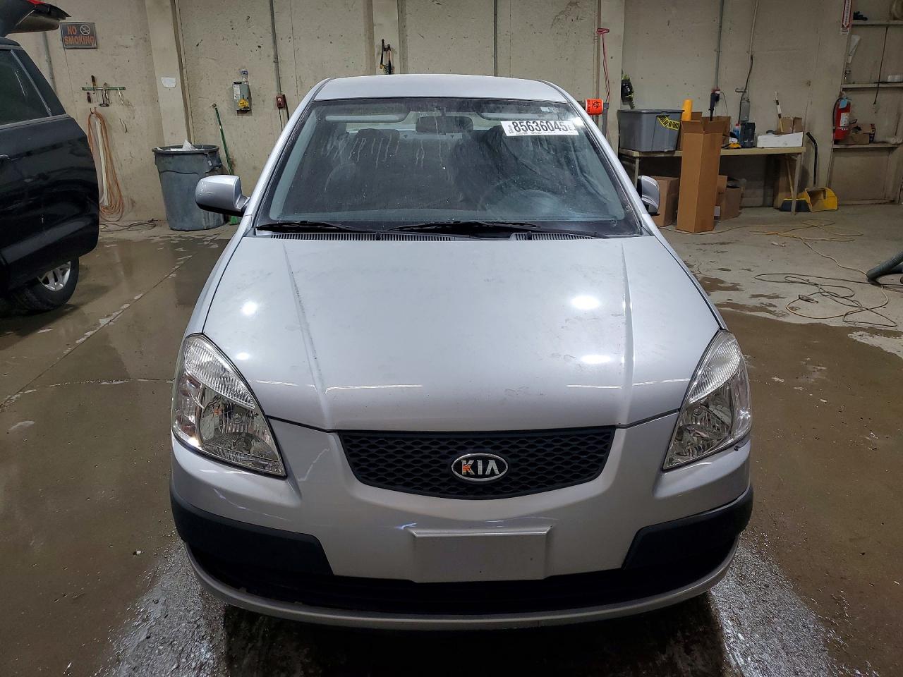 2009 Kia Rio Base/lx/sx Silver vin: KNADE223796459118