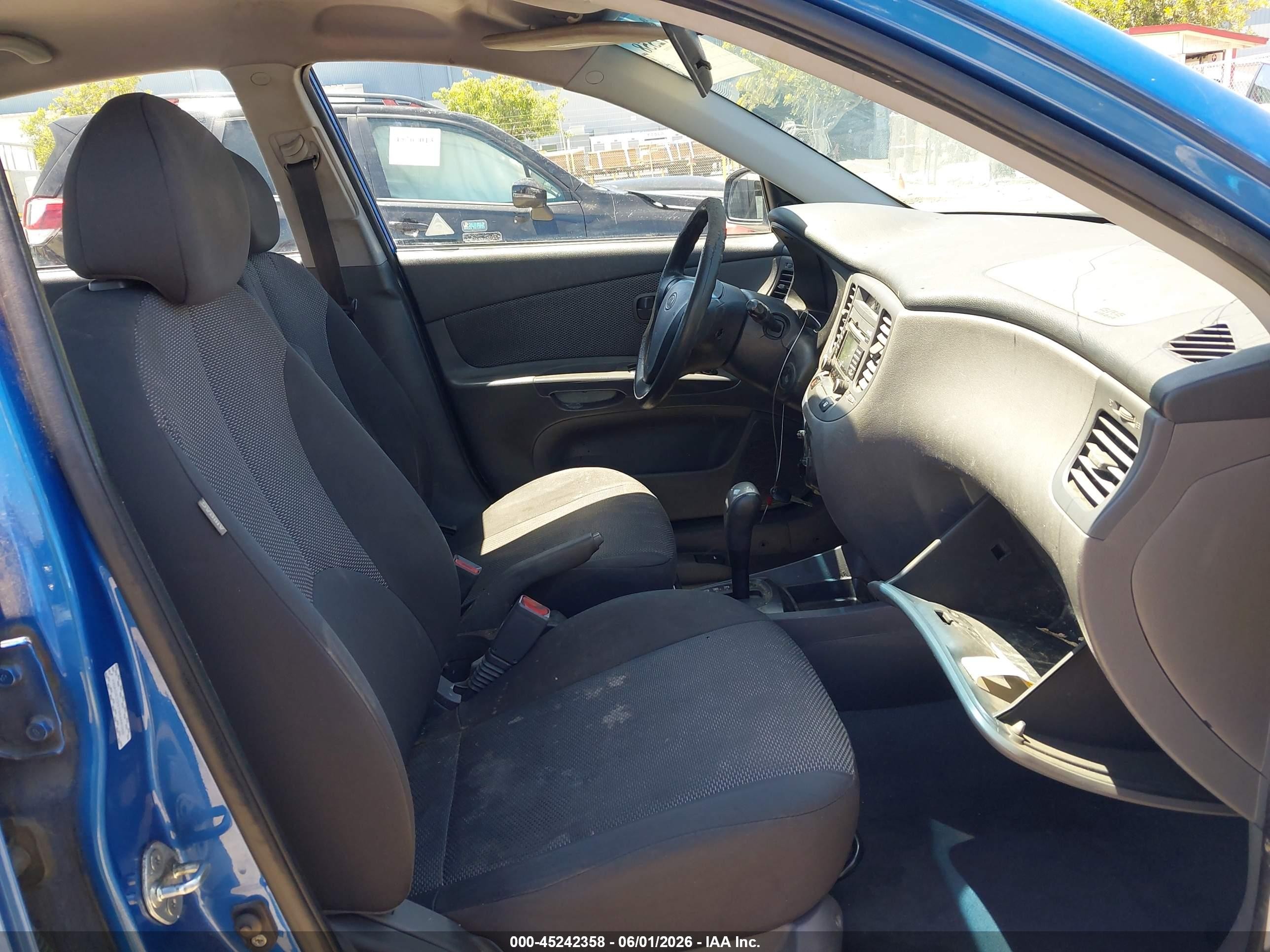 2009 Kia Rio Lx Blue vin: KNADE223796486366