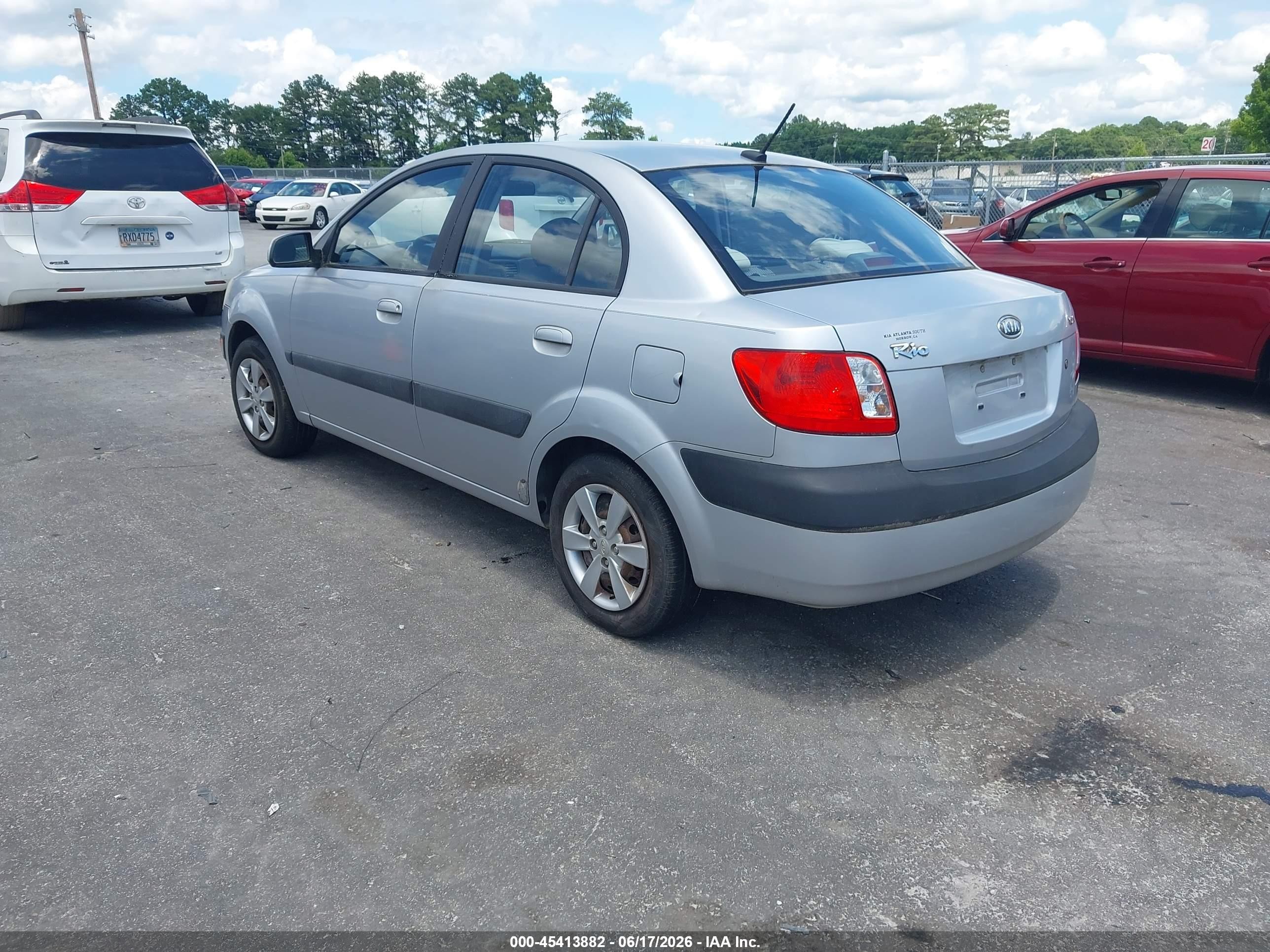 2009 Kia Rio Lx Silver vin: KNADE223796548901
