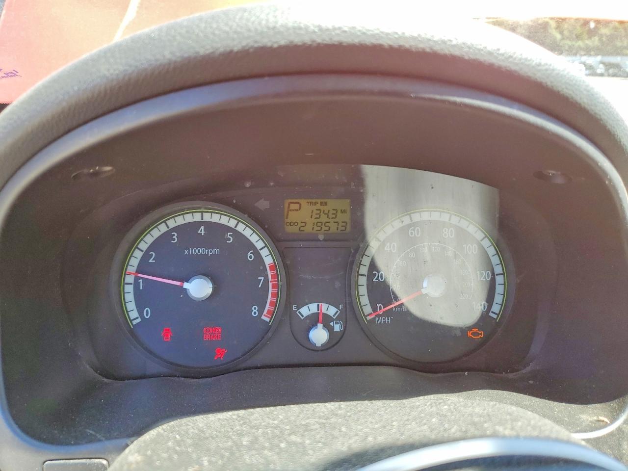 2009 Kia Rio Base Red vin: KNADE223896551029