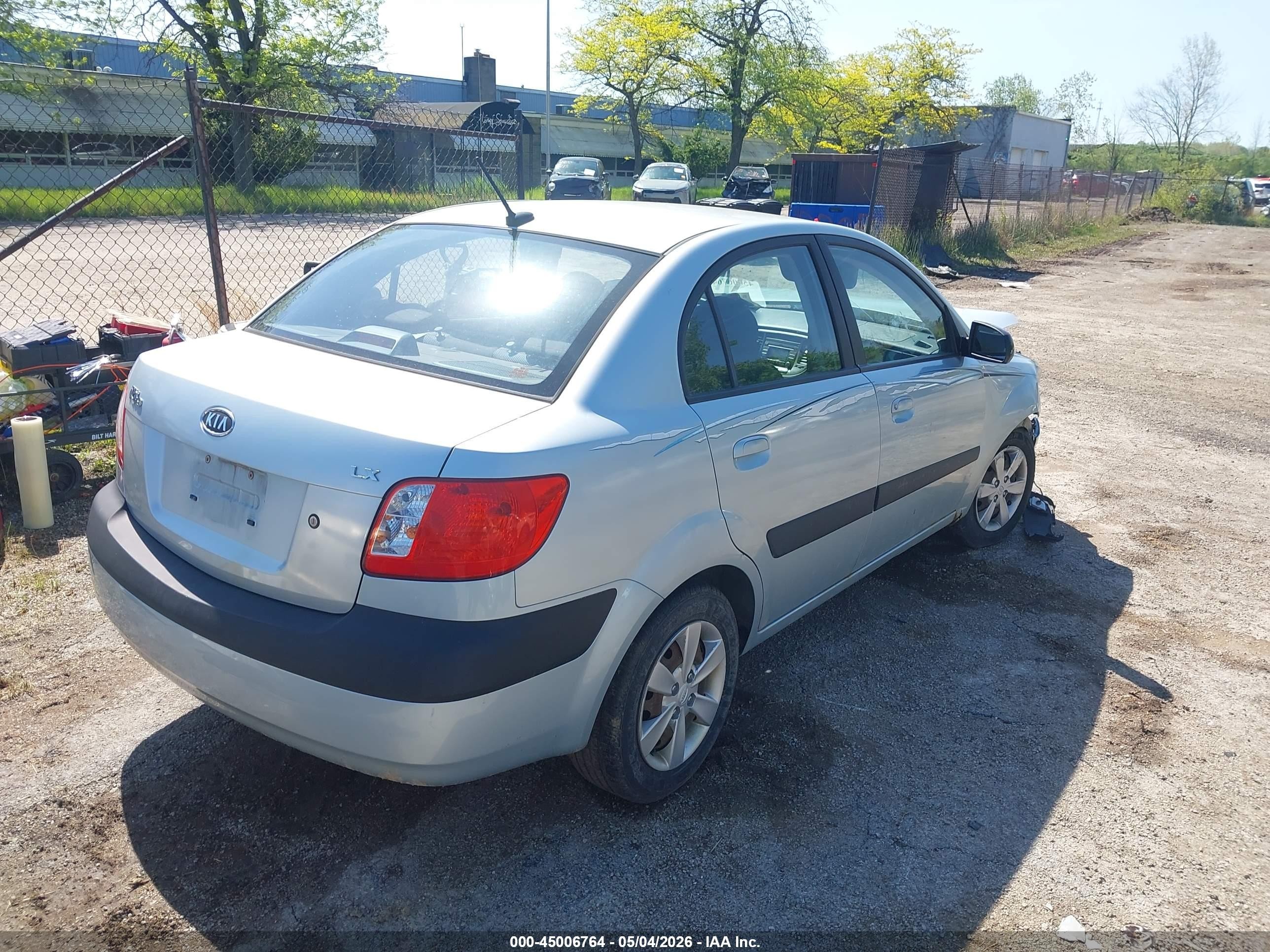 2009 Kia Rio Lx Silver vin: KNADE223996509761