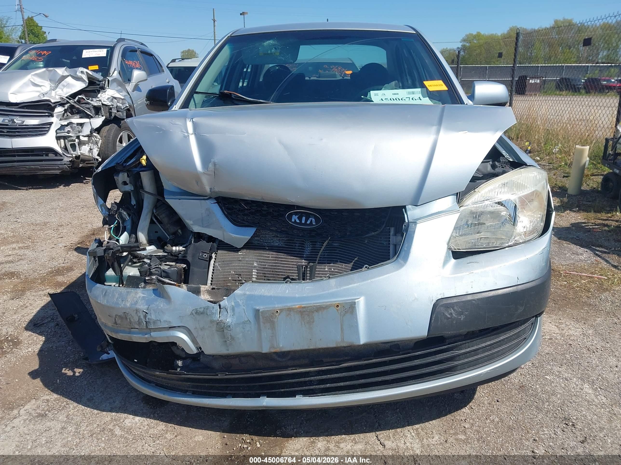 2009 Kia Rio Lx Silver vin: KNADE223996509761