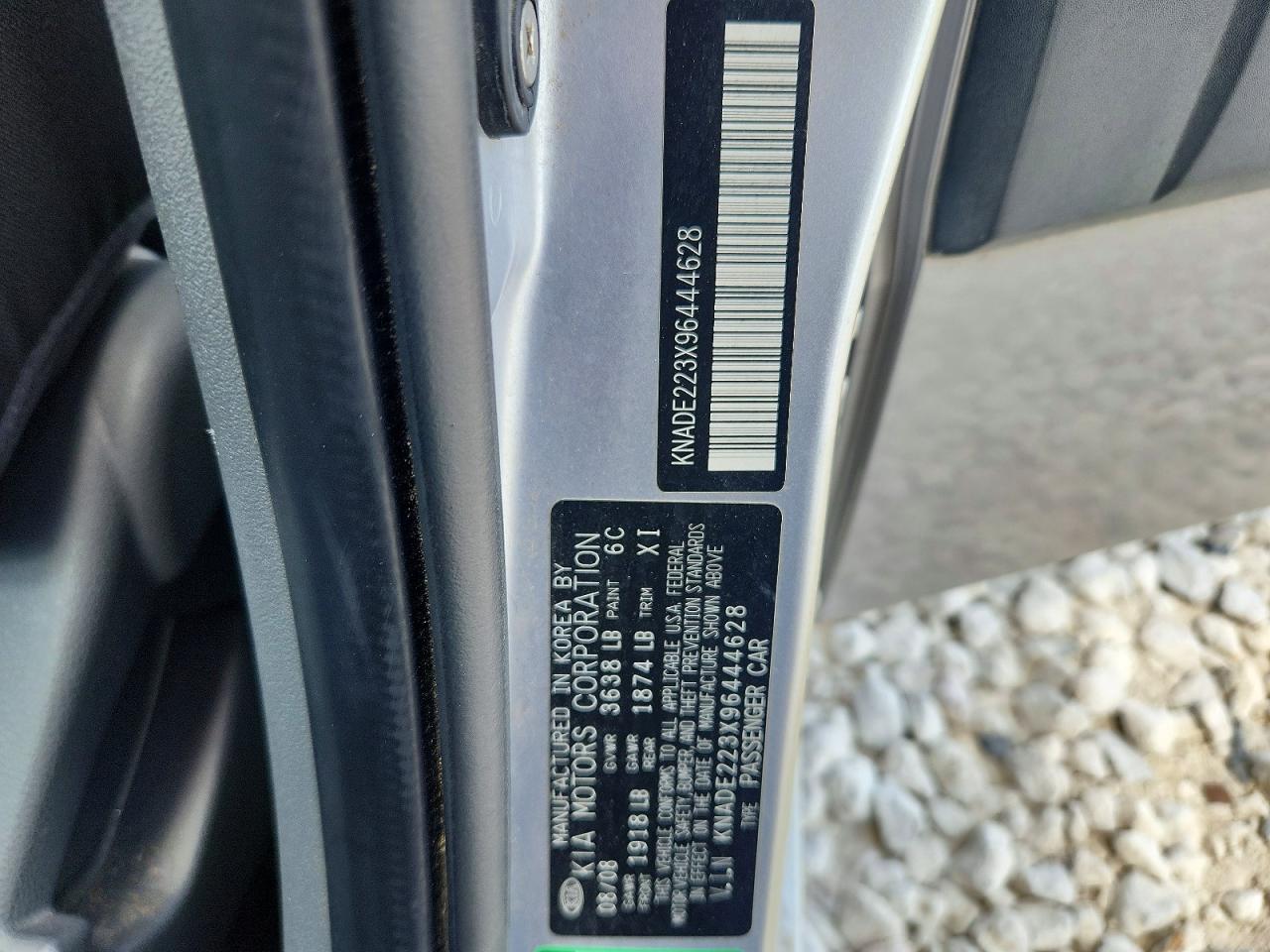 2009 Kia Rio Base Silver vin: KNADE223X96444628