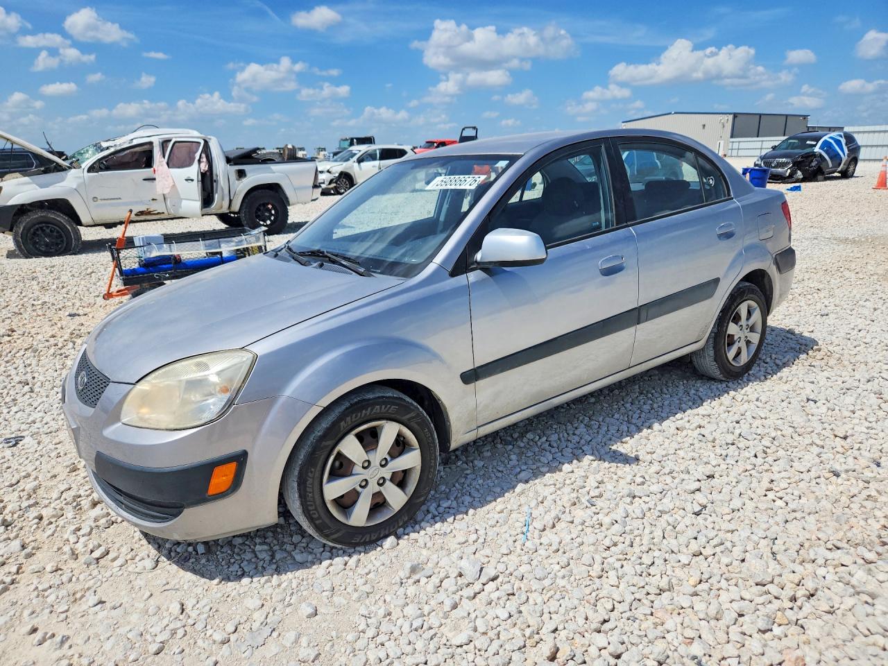 2009 Kia Rio Base Silver vin: KNADE223X96444628