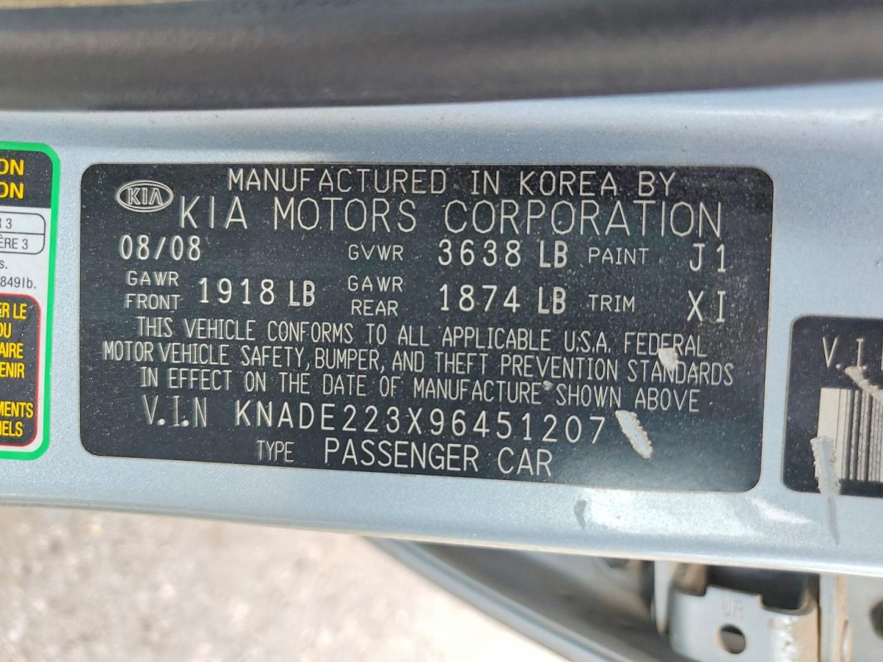 2009 Kia Rio Base Silver vin: KNADE223X96451207