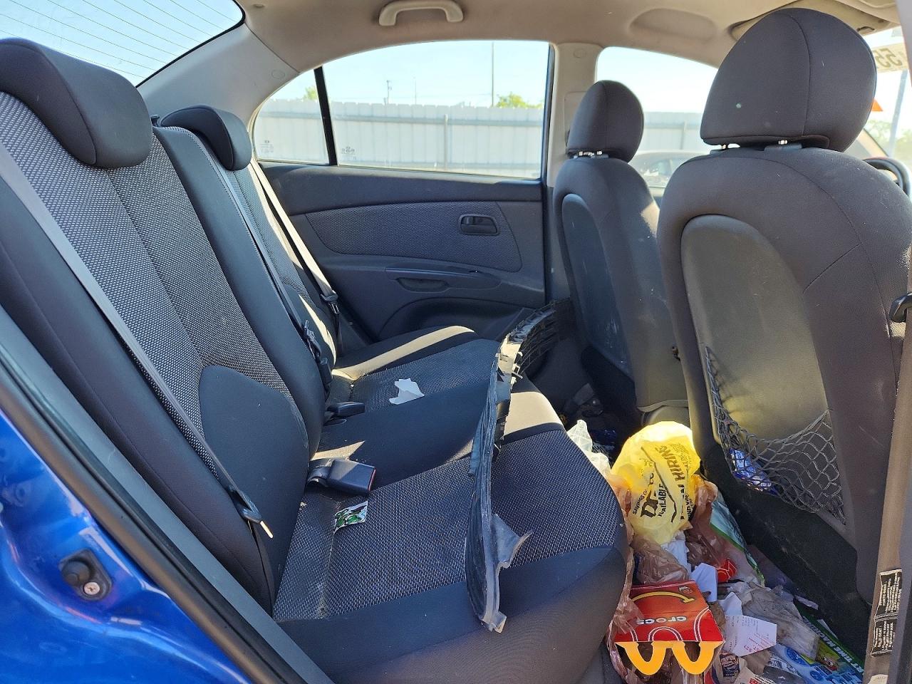 2009 Kia Rio Base Blue vin: KNADE223X96455905