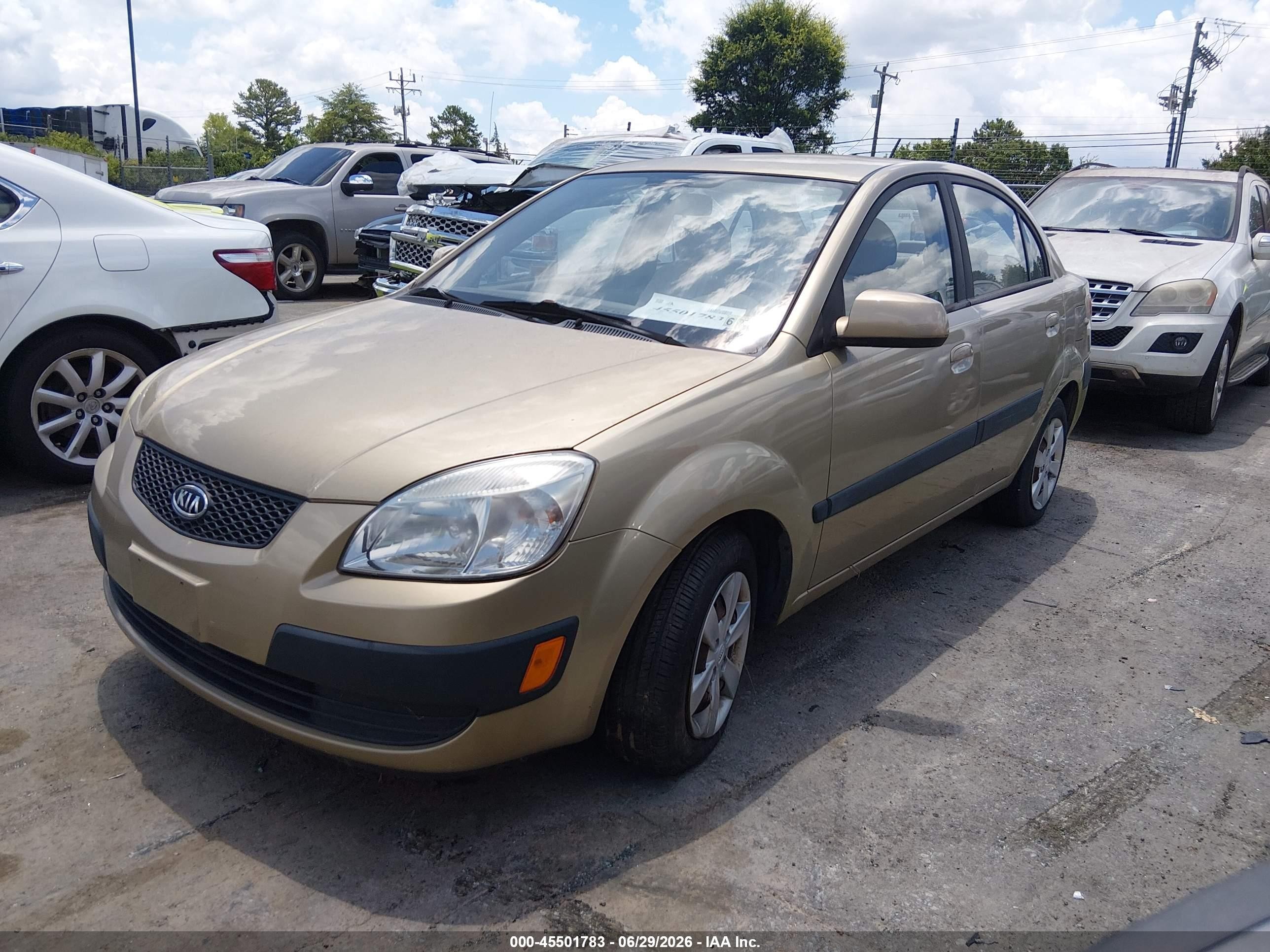 2009 Kia Rio Lx Gold vin: KNADE223X96500406