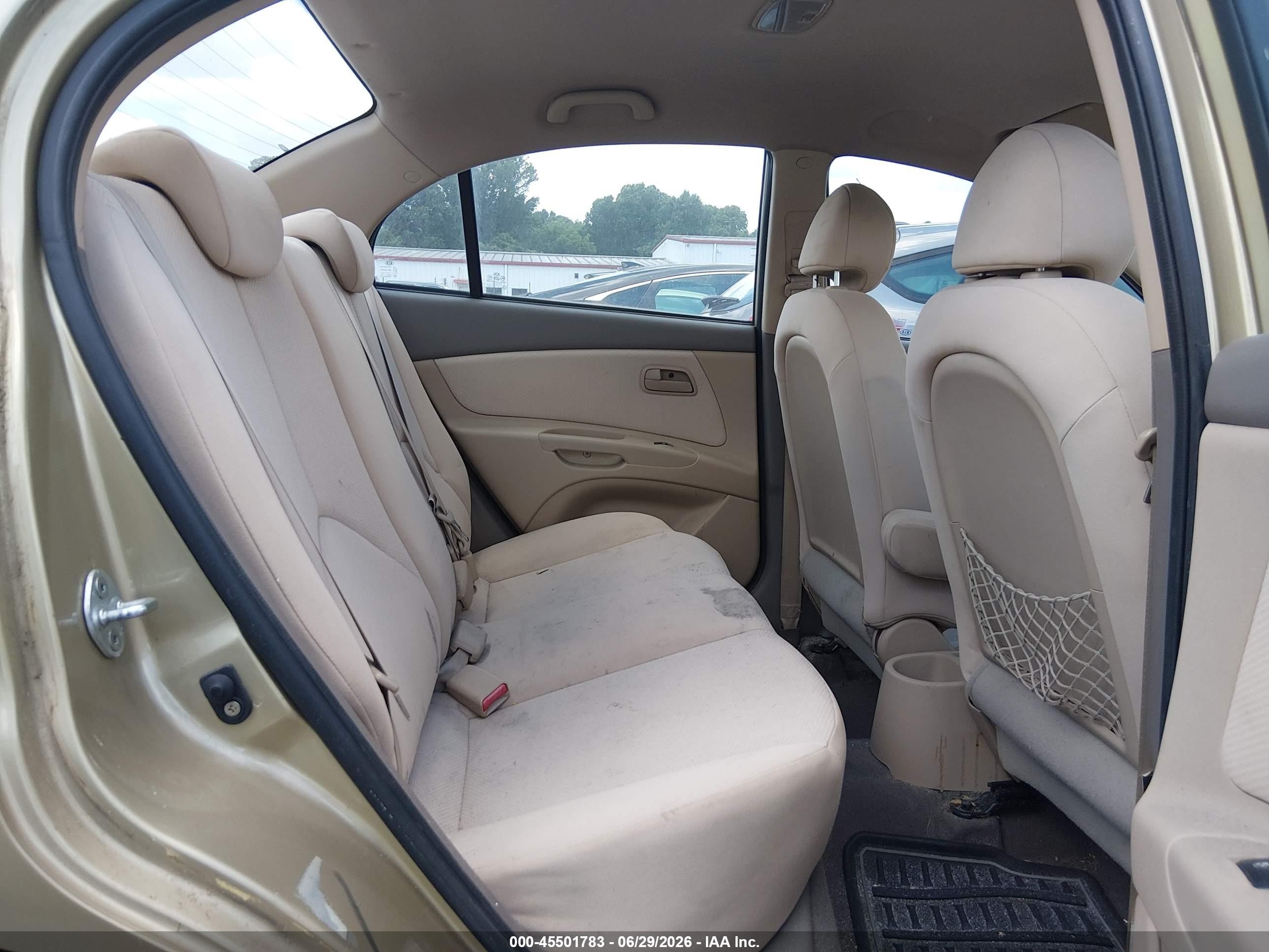 2009 Kia Rio Lx Gold vin: KNADE223X96500406