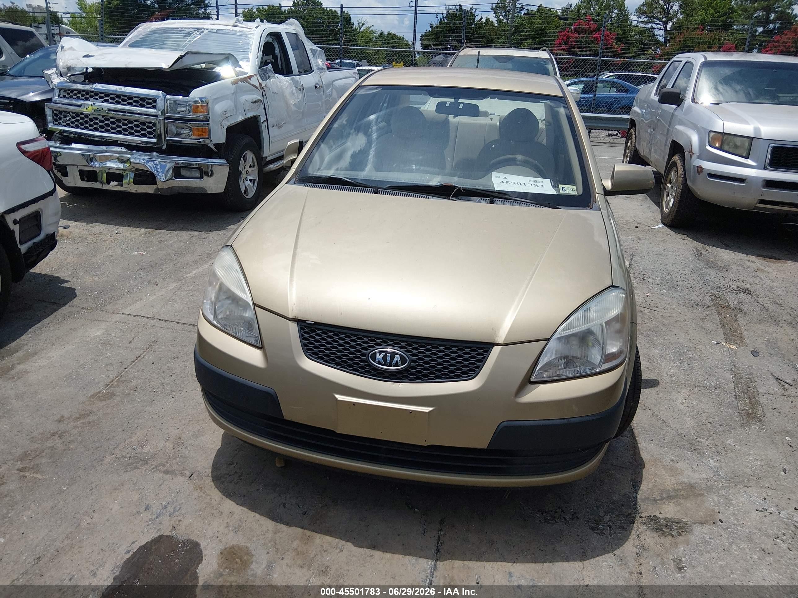 2009 Kia Rio Lx Gold vin: KNADE223X96500406
