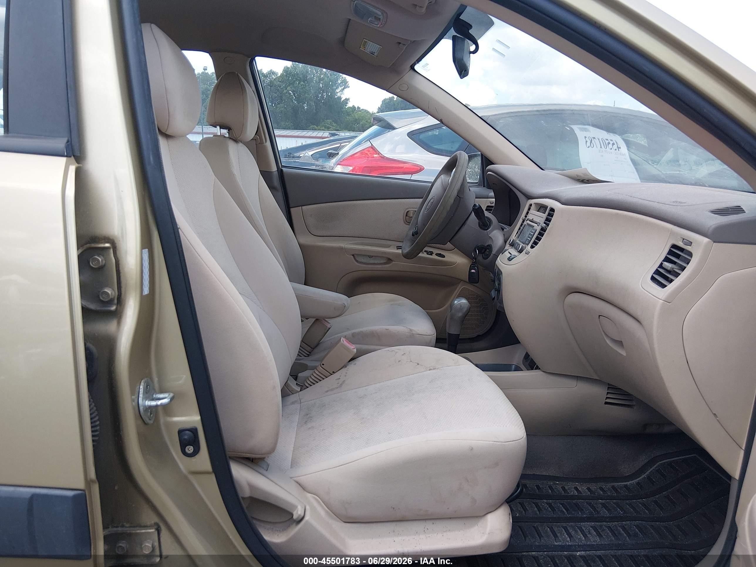 2009 Kia Rio Lx Gold vin: KNADE223X96500406