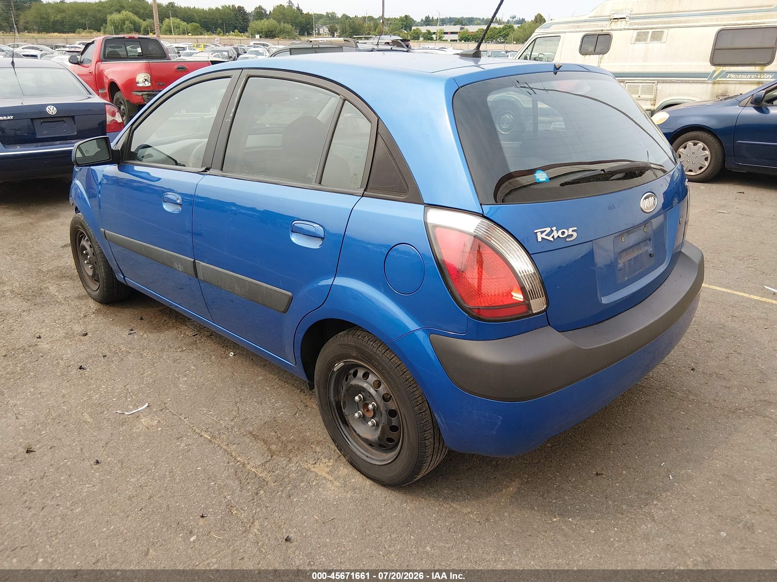 2009 Kia Rio5 Lx Blue vin: KNADE243196493231