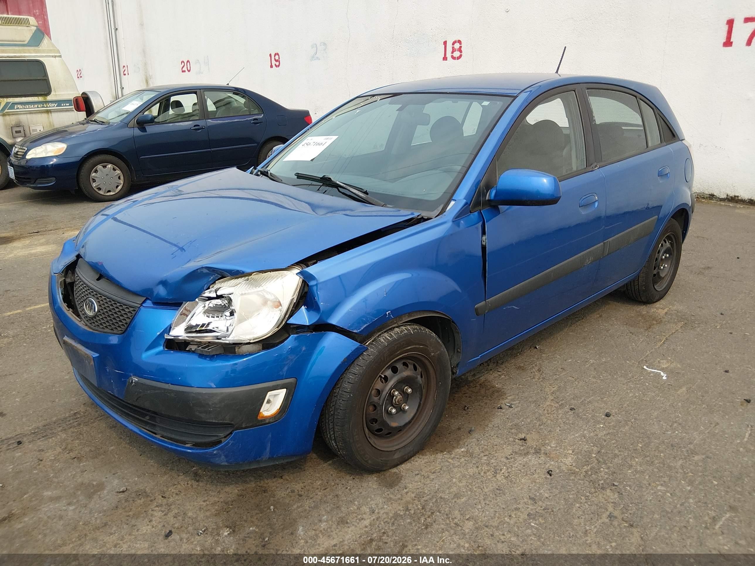 2009 Kia Rio5 Lx Blue vin: KNADE243196493231