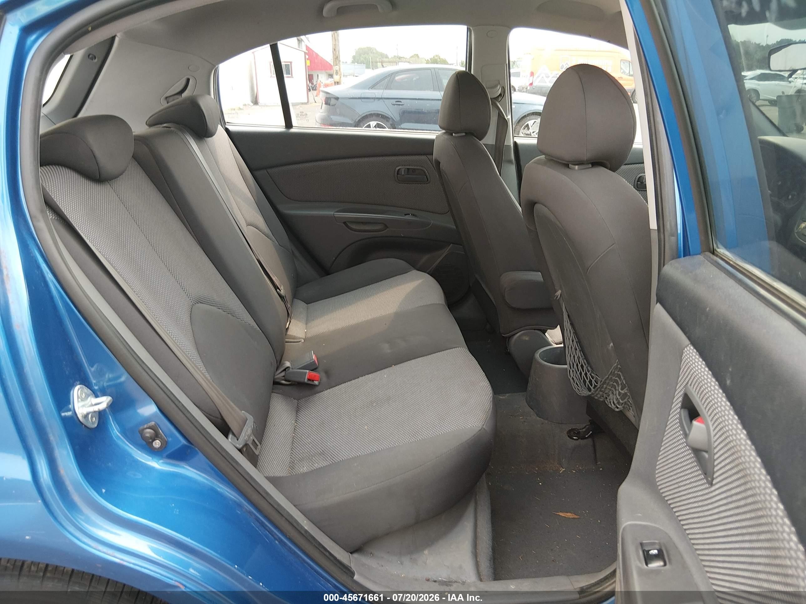 2009 Kia Rio5 Lx Blue vin: KNADE243196493231