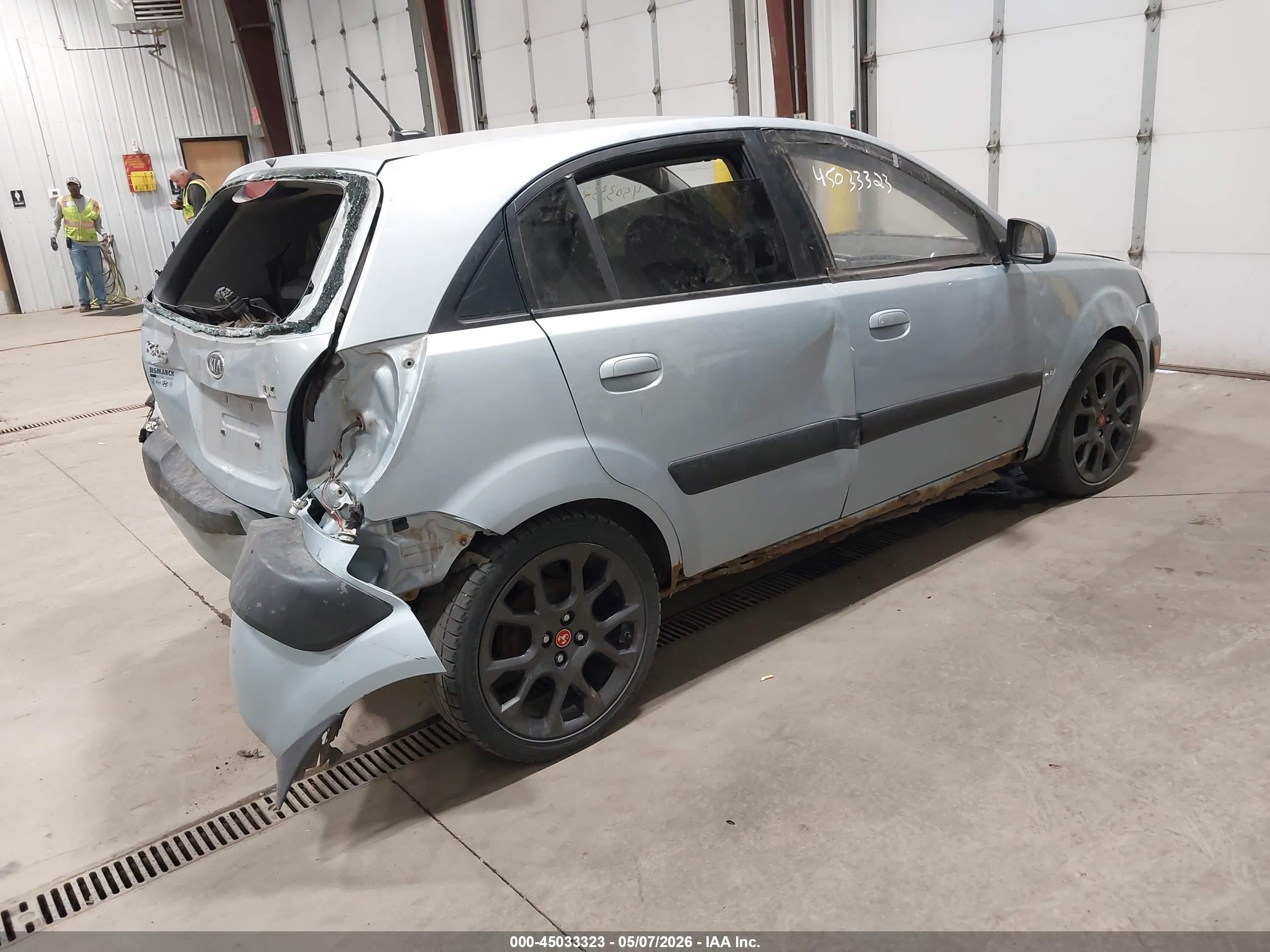 2009 Kia Rio5 Lx Silver vin: KNADE243296500980
