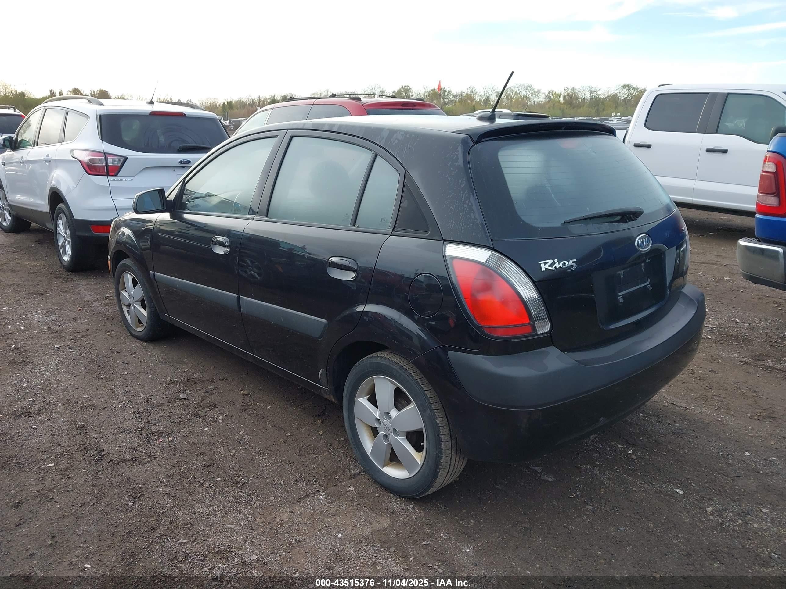 2009 Kia Rio5 Sx Black vin: KNADE243396520607