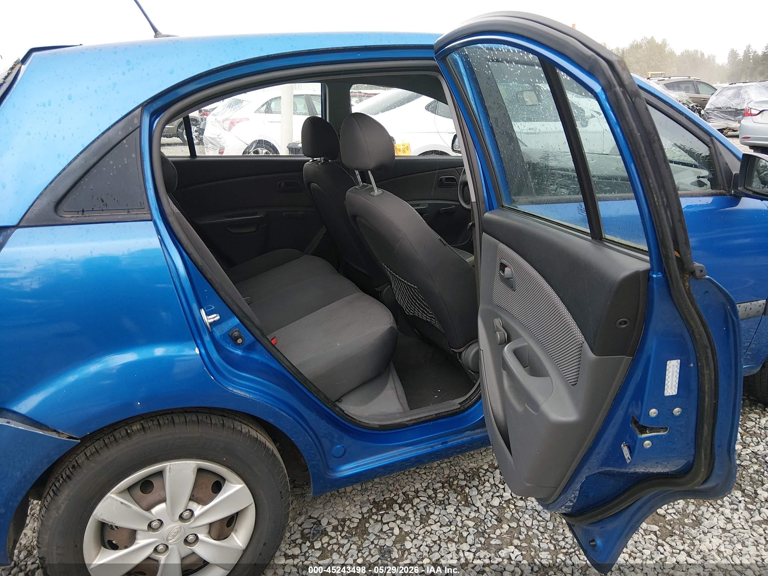 2009 Kia Rio5 Lx Blue vin: KNADE243596581215