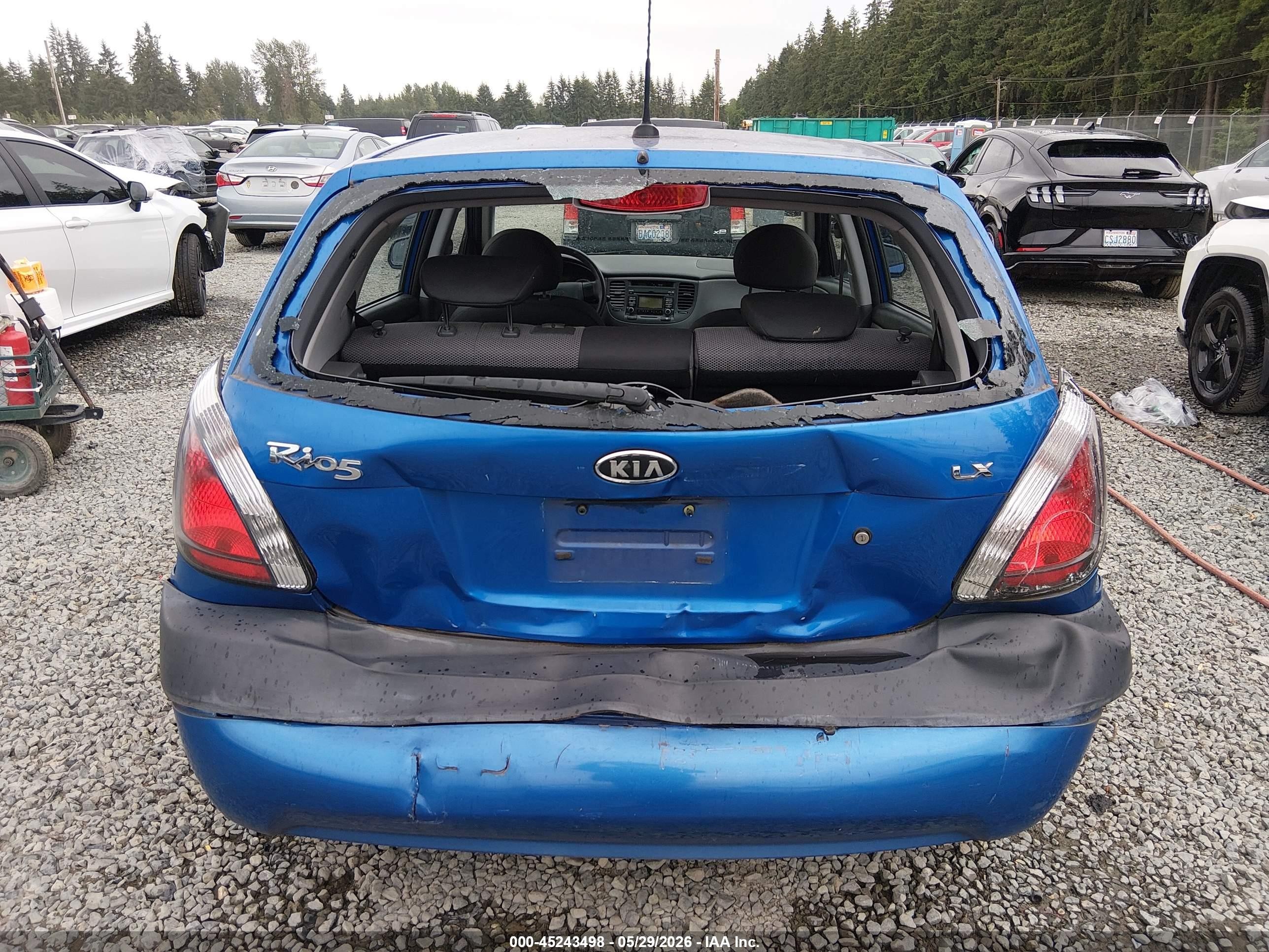 2009 Kia Rio5 Lx Blue vin: KNADE243596581215