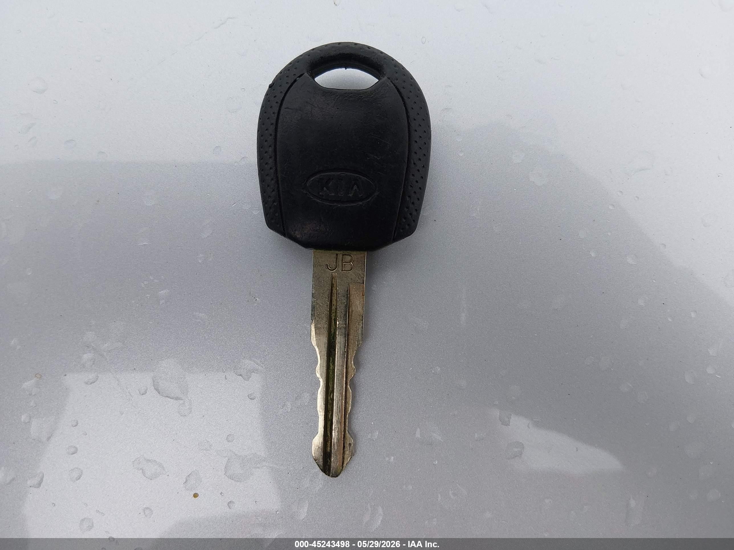 2009 Kia Rio5 Lx Blue vin: KNADE243596581215