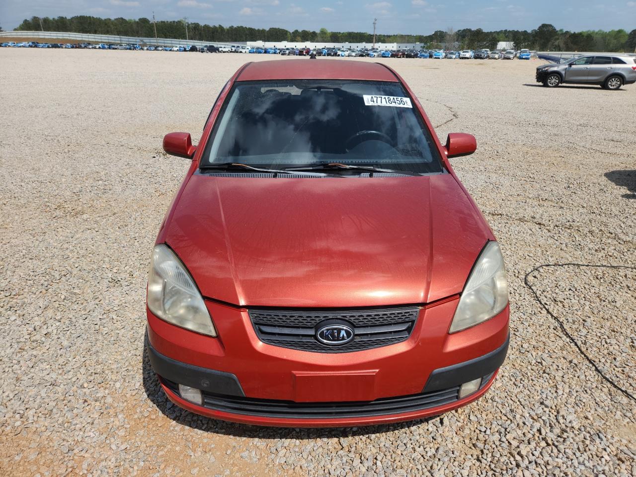 2009 Kia Rio5 Lx Red vin: KNADE243696580901