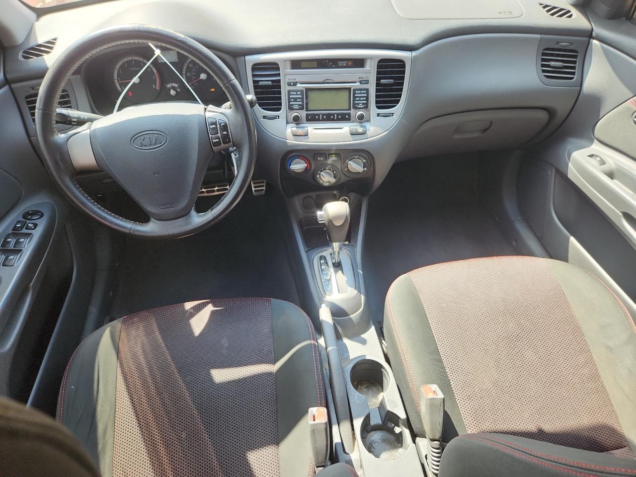 2009 Kia Rio5 Lx Red vin: KNADE243696580901