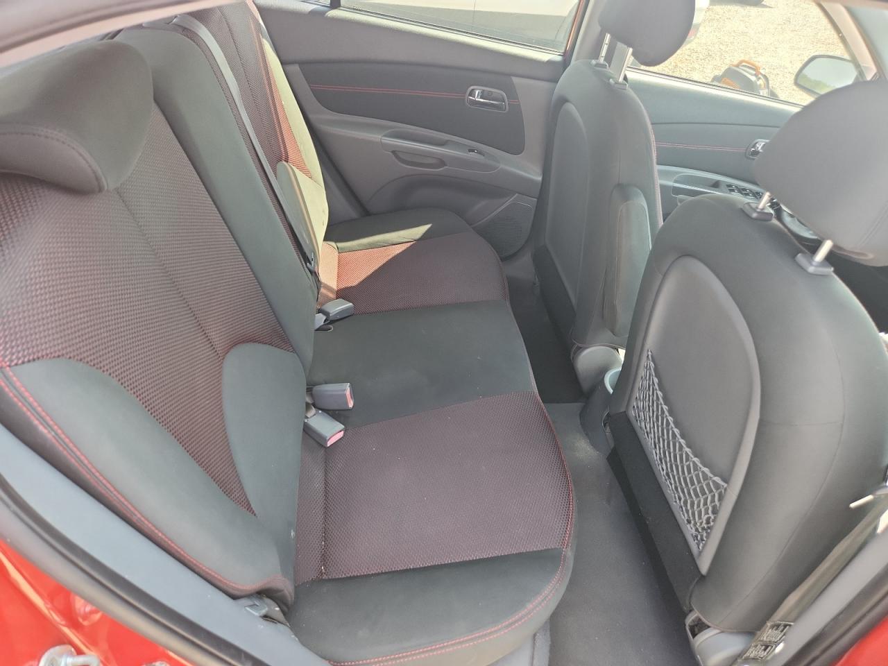 2009 Kia Rio5 Lx Red vin: KNADE243696580901