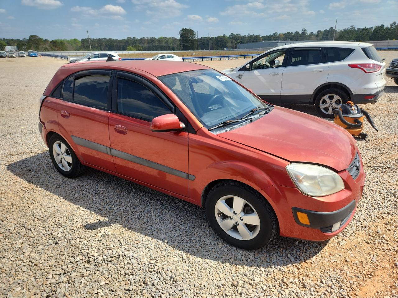 2009 Kia Rio5 Lx Red vin: KNADE243696580901