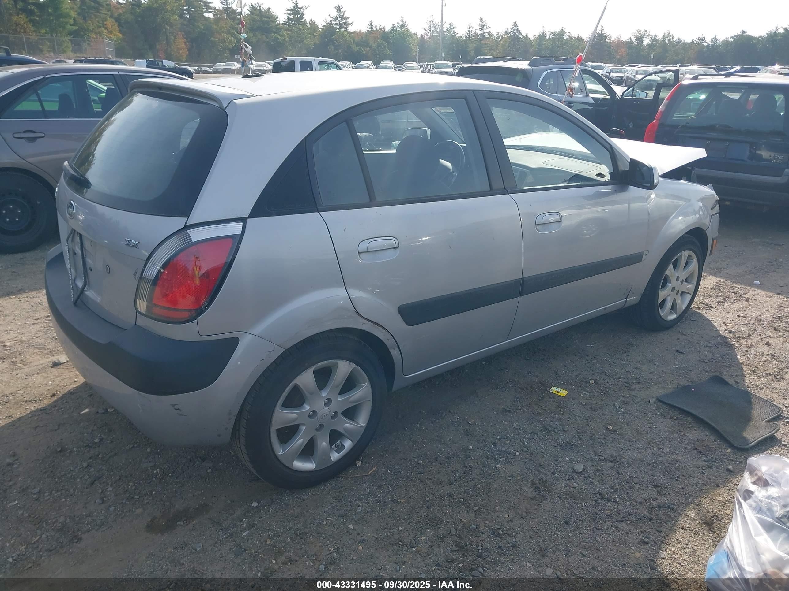 2009 Kia Rio5 Sx Silver vin: KNADE243796512803