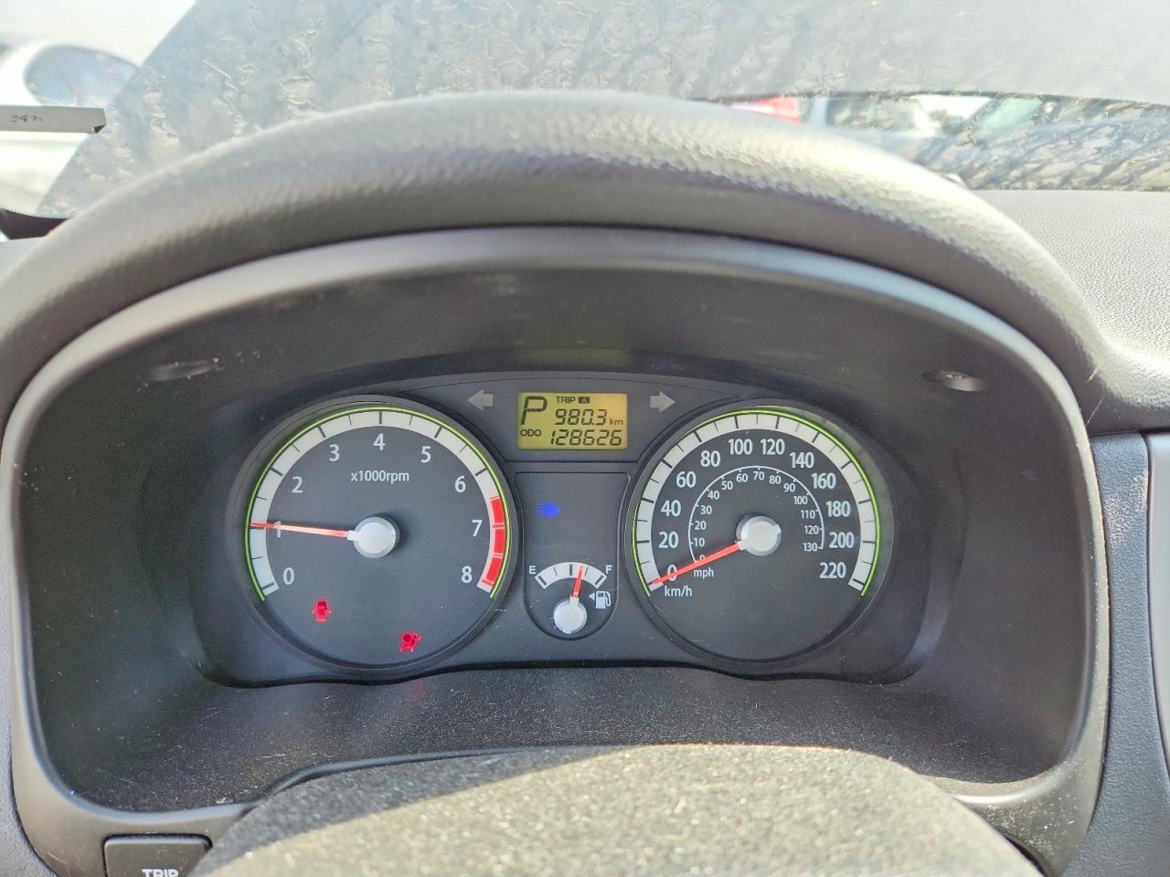 2009 Kia Rio5 Lx Black vin: KNADE243796567056
