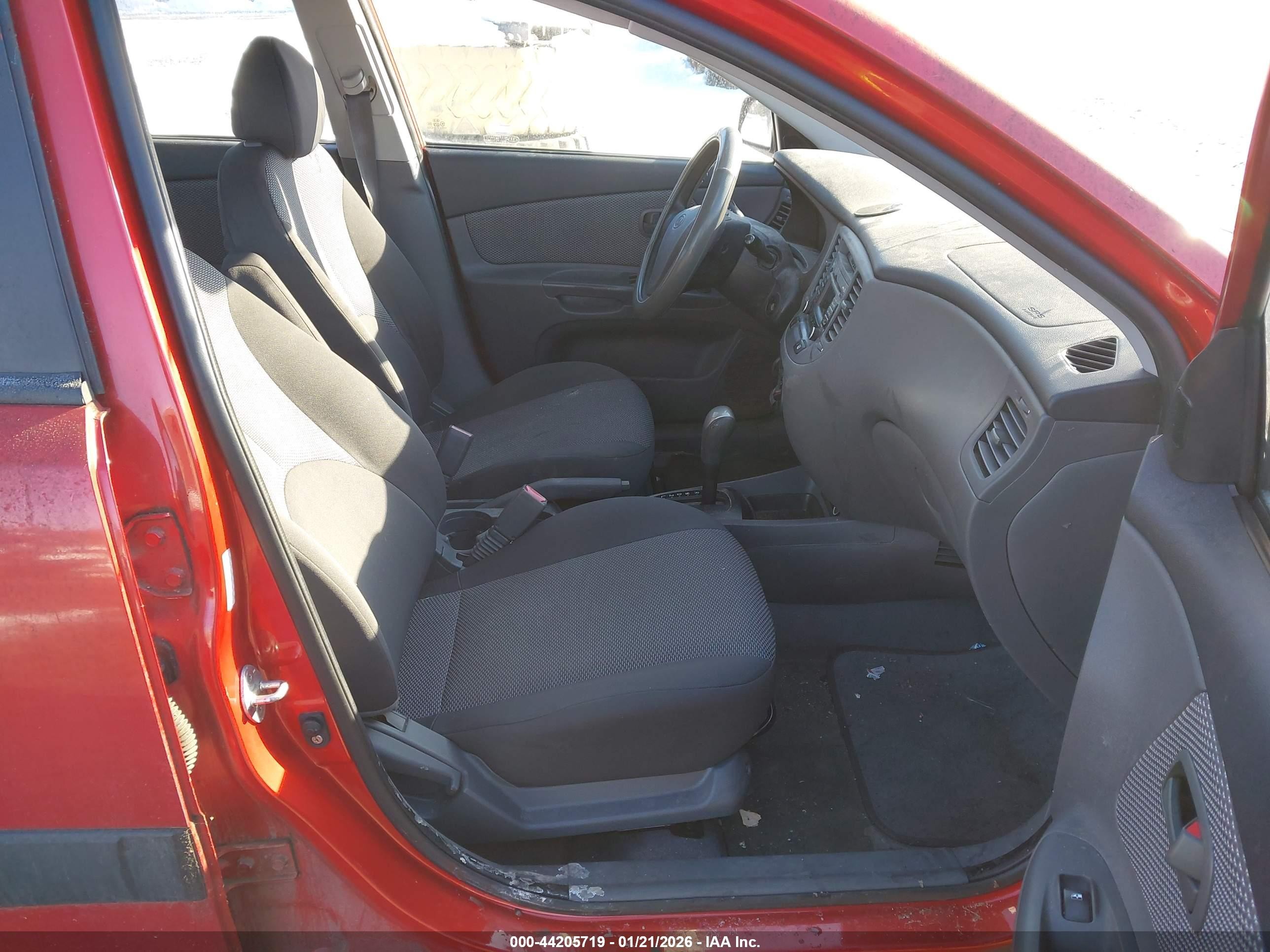 2009 Kia Rio5 Lx Red vin: KNADE243896517251
