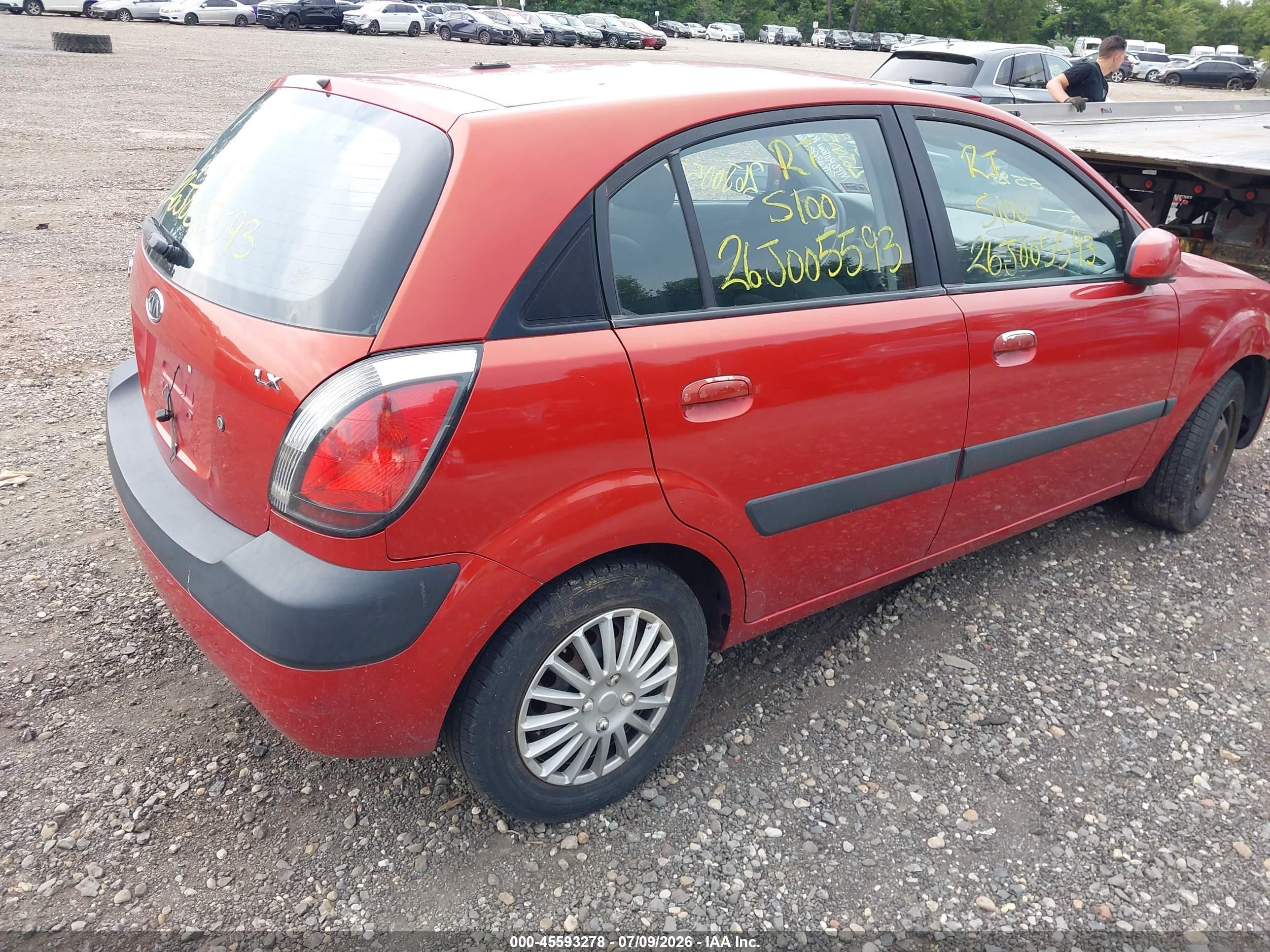 2009 Kia Rio5 Lx Red vin: KNADE243896530954