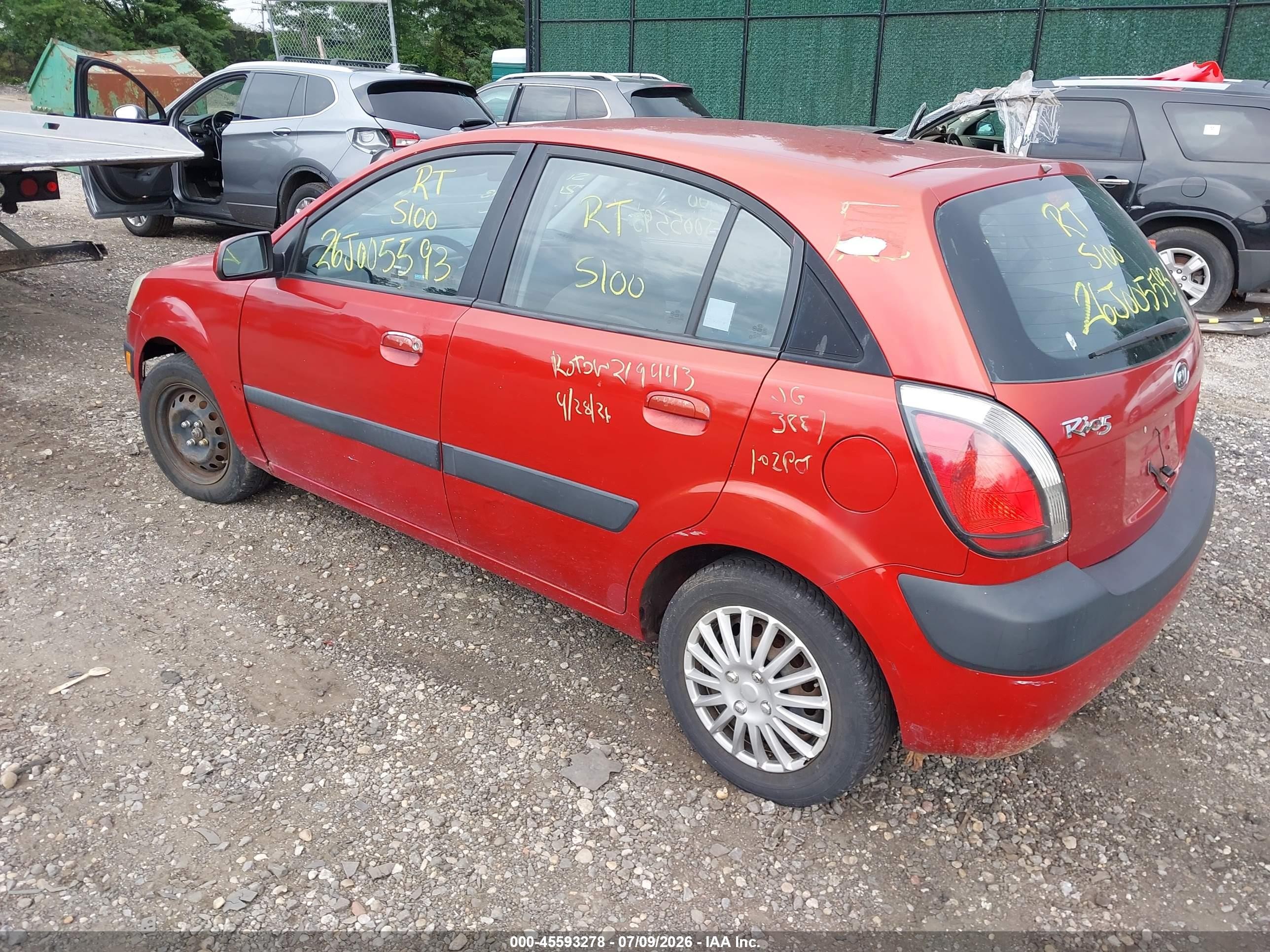 2009 Kia Rio5 Lx Red vin: KNADE243896530954