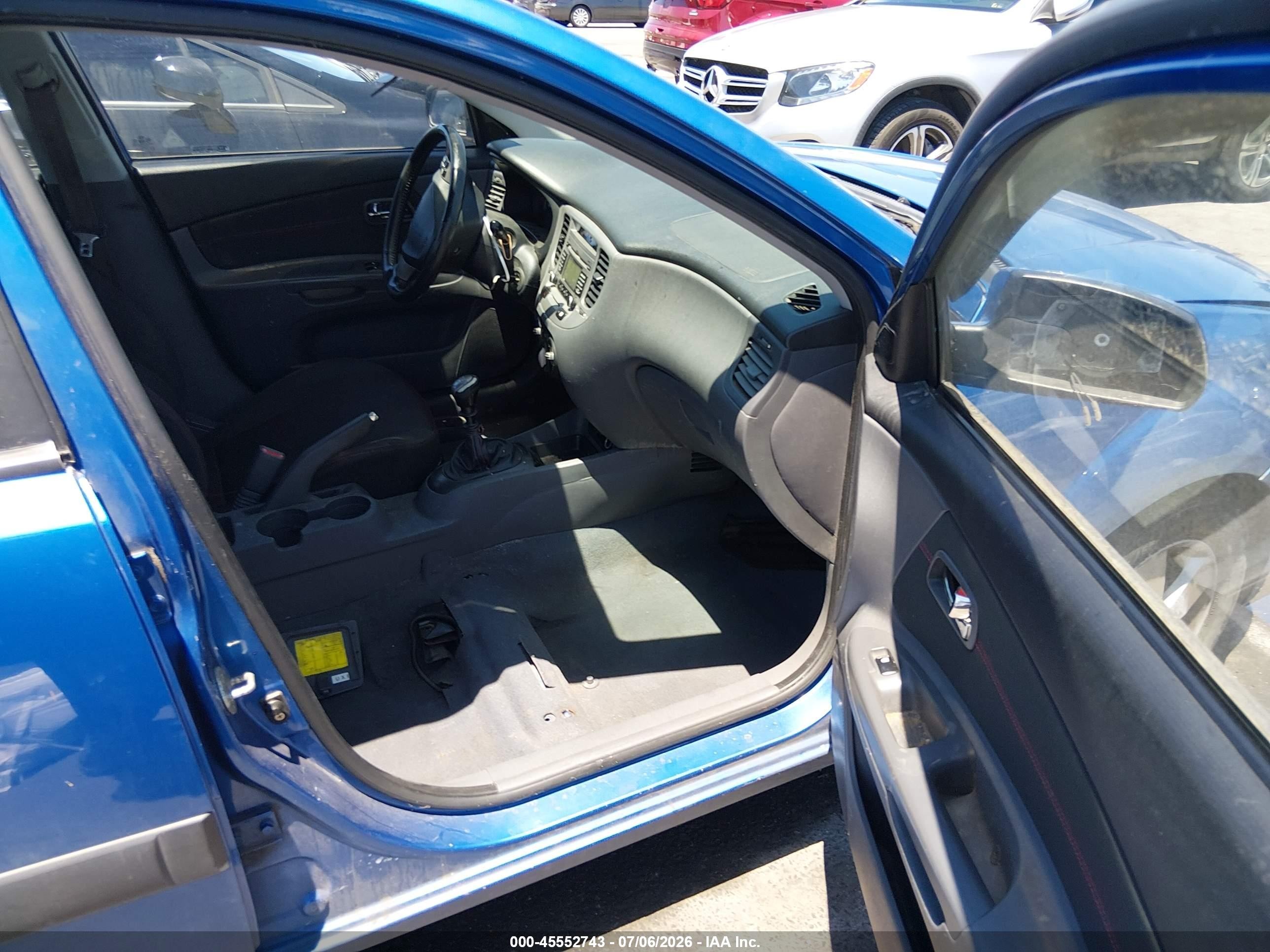 2009 Kia Rio5 Sx Blue vin: KNADE243896587428