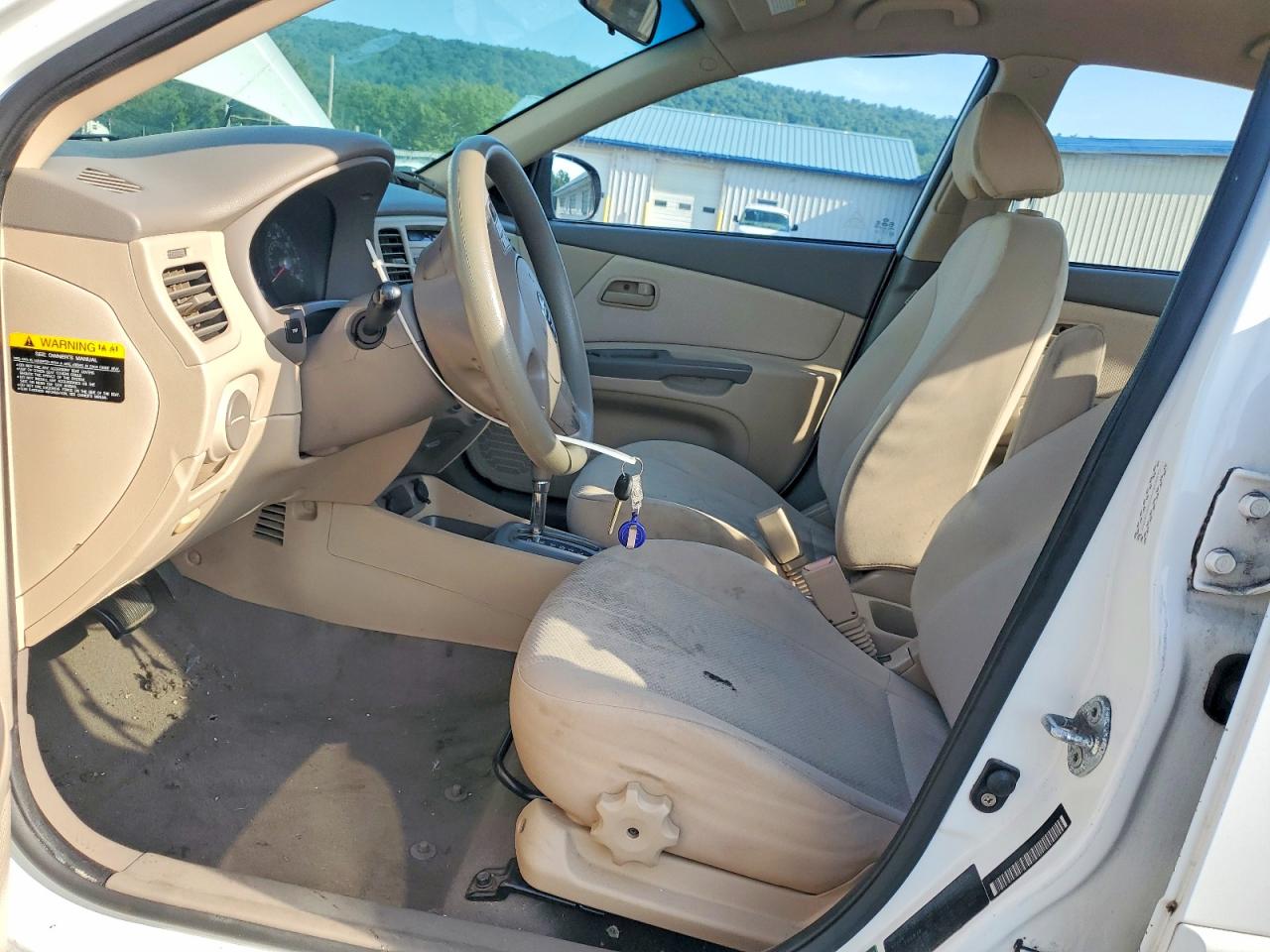 2010 Kia Rio Base Белый vin: KNADH4A30A6658892