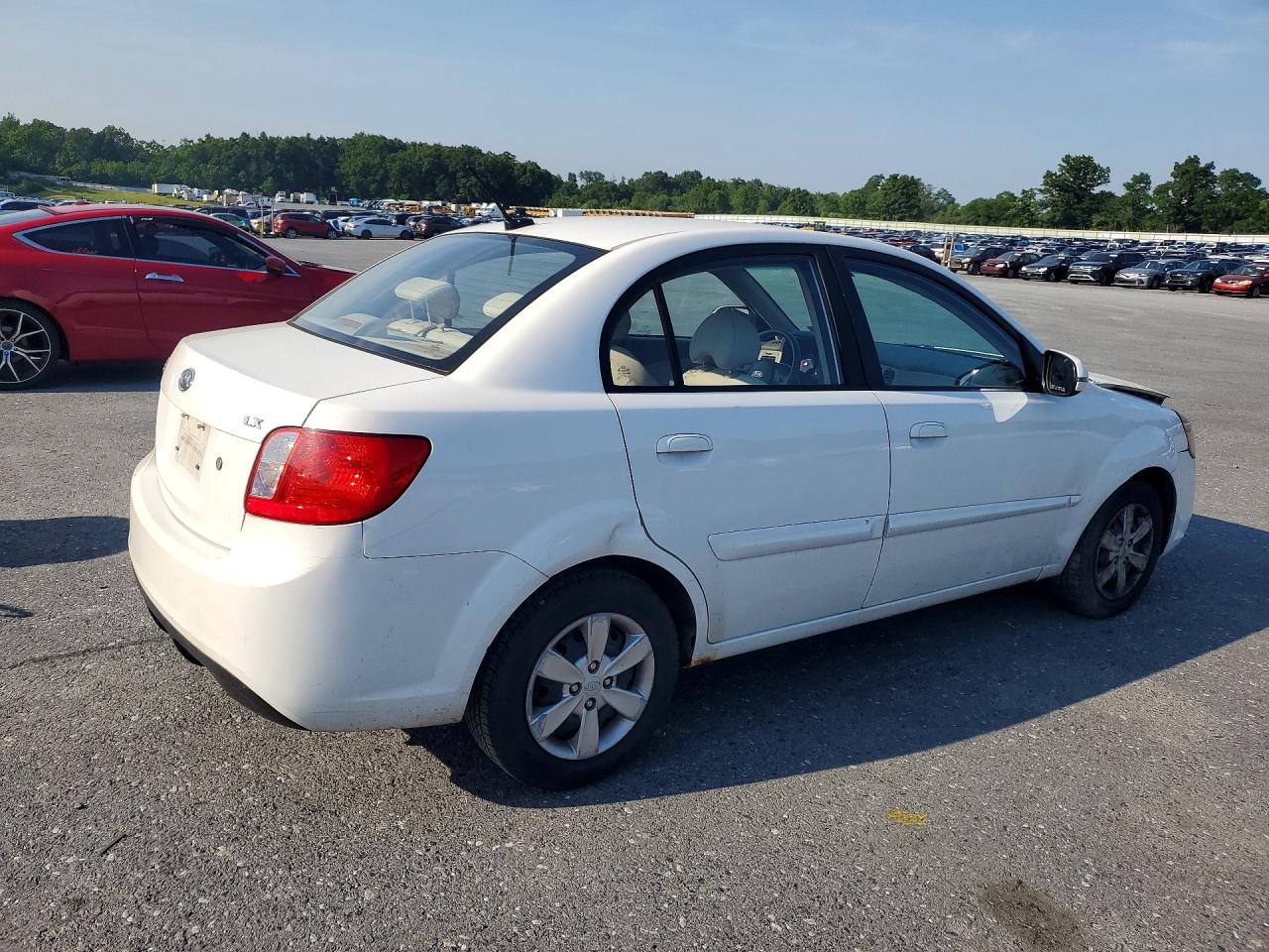 2010 Kia Rio Base Белый vin: KNADH4A30A6658892