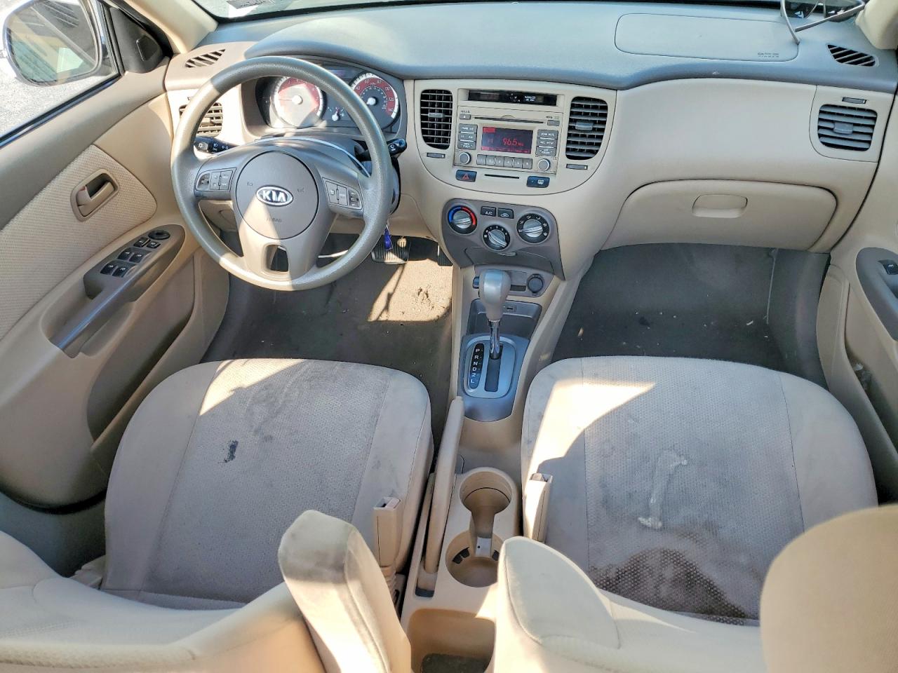 2010 Kia Rio Base Белый vin: KNADH4A30A6658892