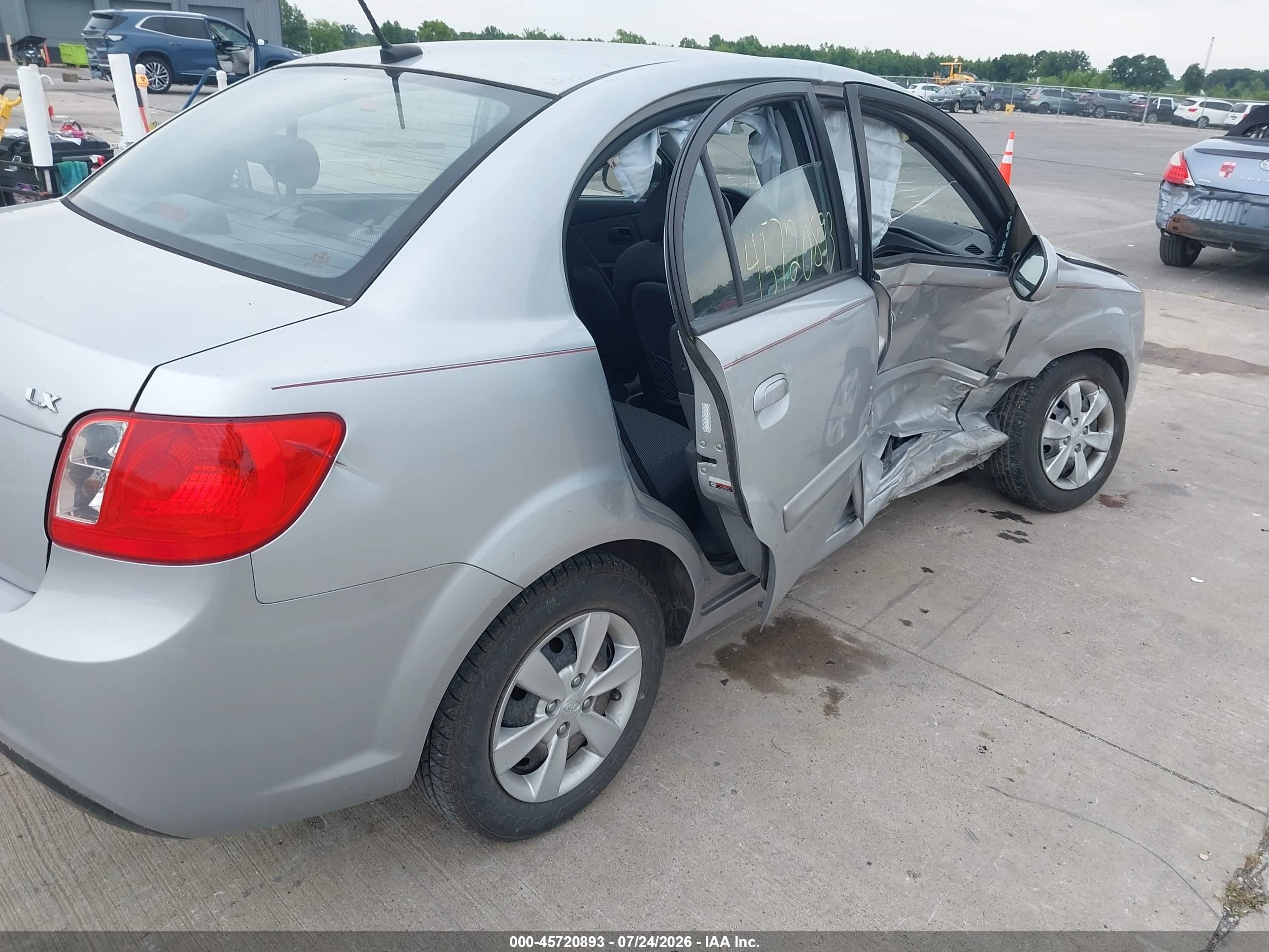 2011 Kia Rio Lx Серый vin: KNADH4A30B6748402