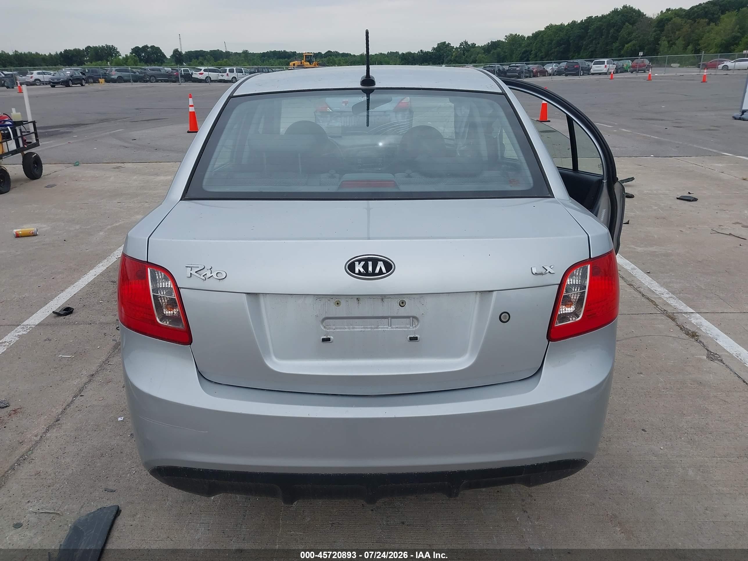 2011 Kia Rio Lx Серый vin: KNADH4A30B6748402
