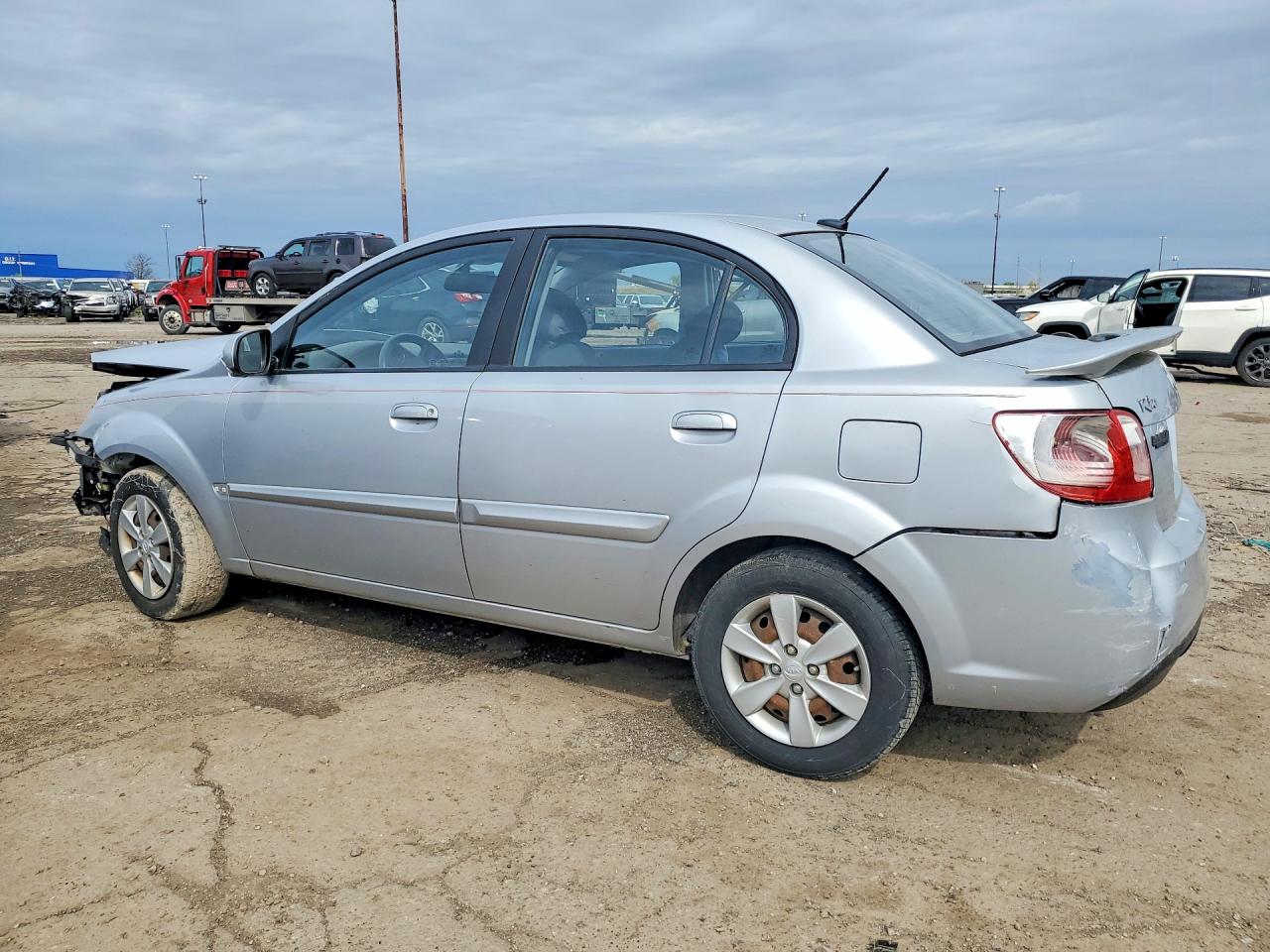 2011 Kia Rio Lx Silver vin: KNADH4A32B6738177