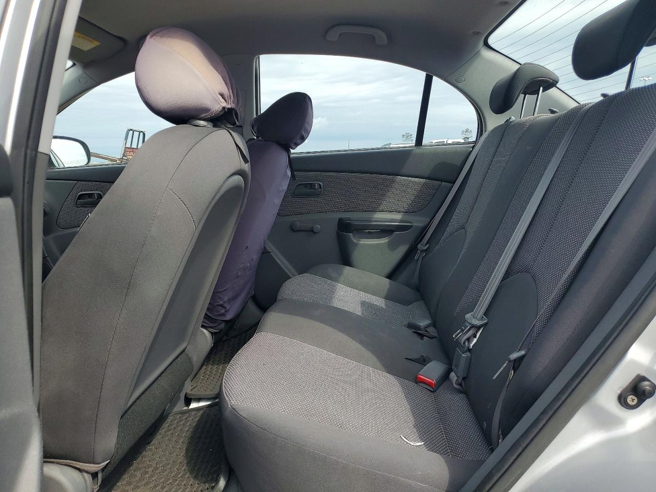2011 Kia Rio Lx Silver vin: KNADH4A32B6738177