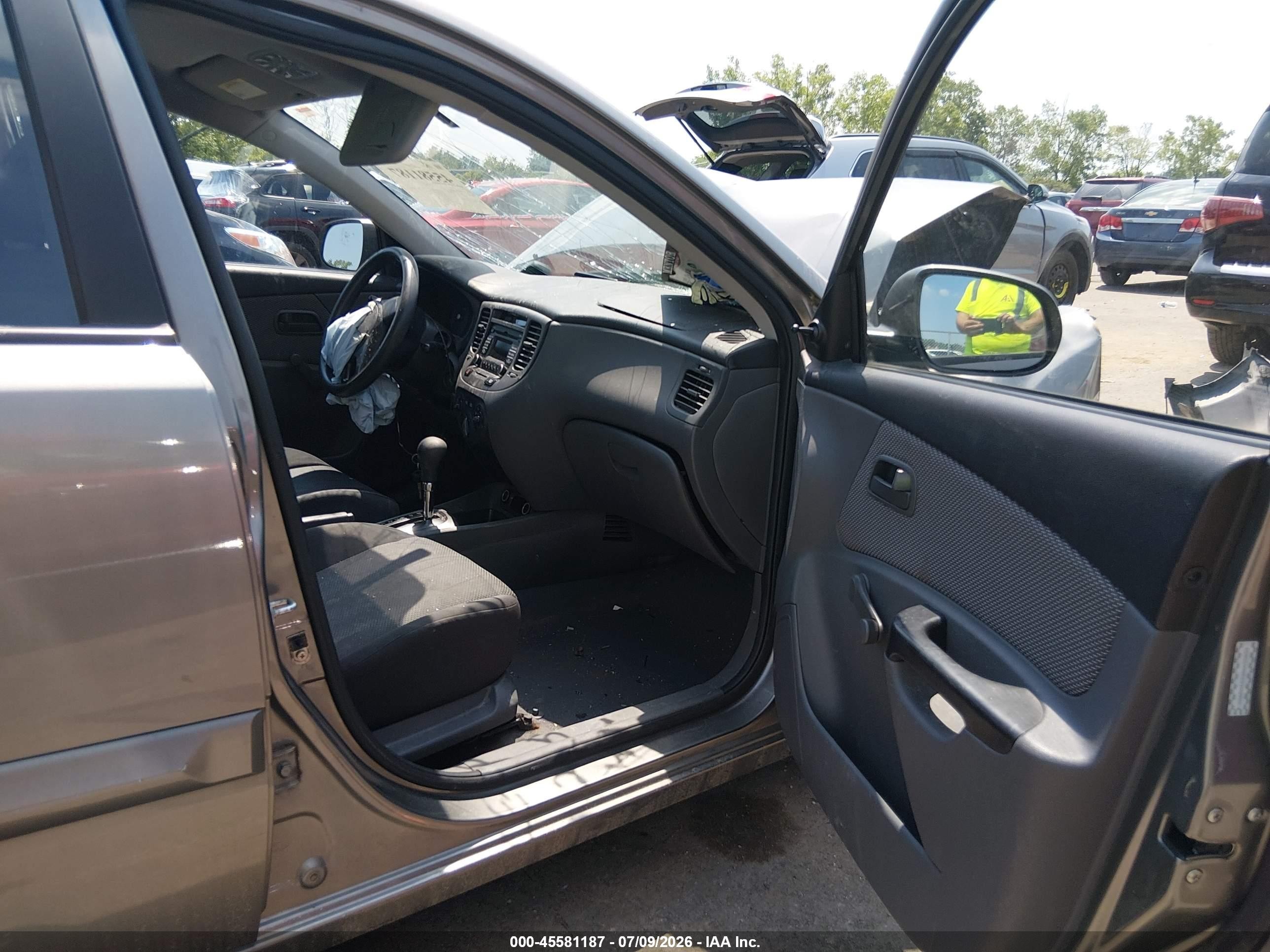 2010 Kia Rio Lx Серебряный vin: KNADH4A33A6635803