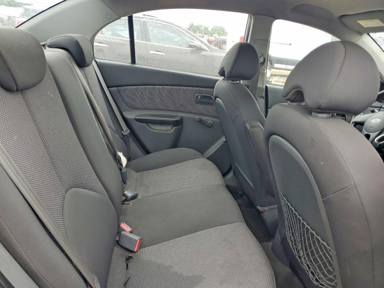 2010 Kia Rio Base Silver vin: KNADH4A33A6680109