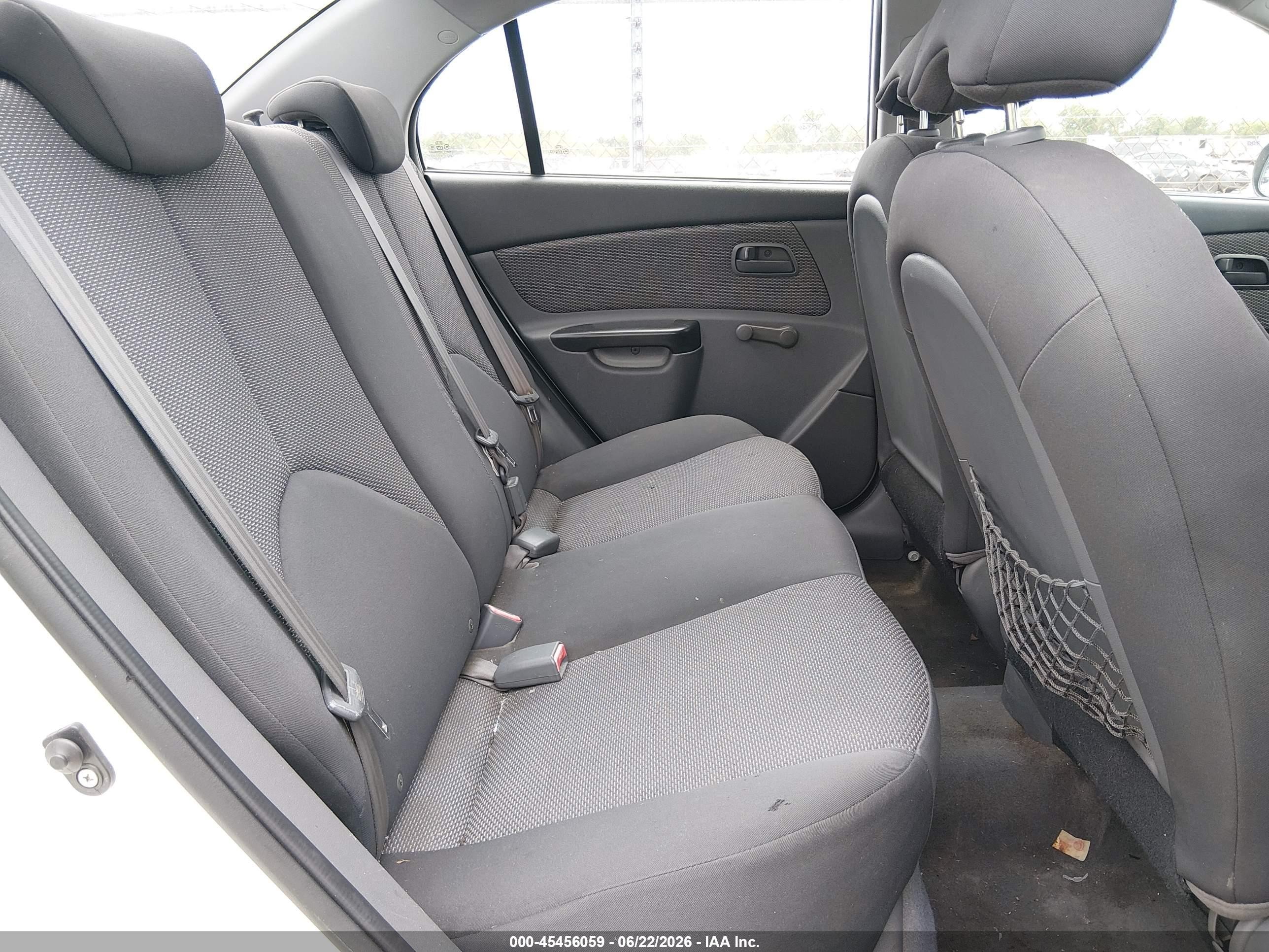 2011 Kia Rio Lx White vin: KNADH4A33B6927131