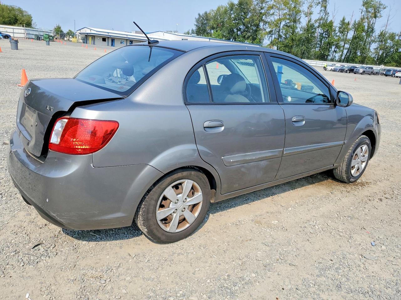 2011 Kia Rio Lx Silver vin: KNADH4A33B6955737