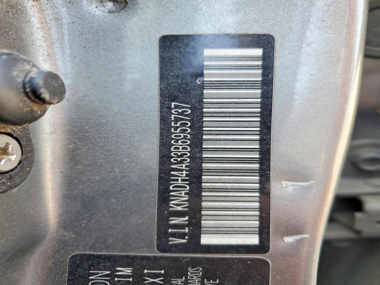2011 Kia Rio Lx Silver vin: KNADH4A33B6955737