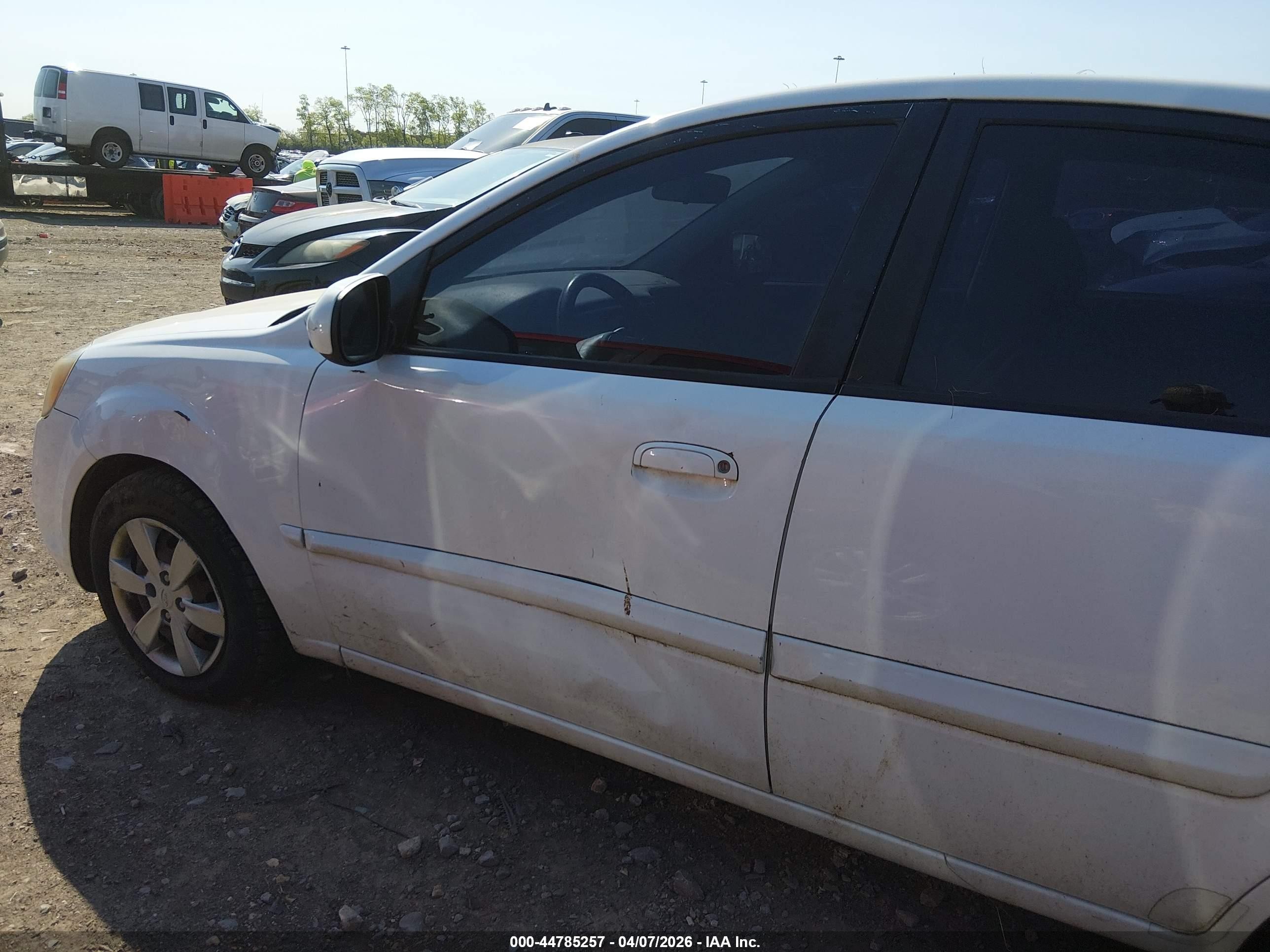 2010 Kia Rio Lx Белый vin: KNADH4A34A6665263