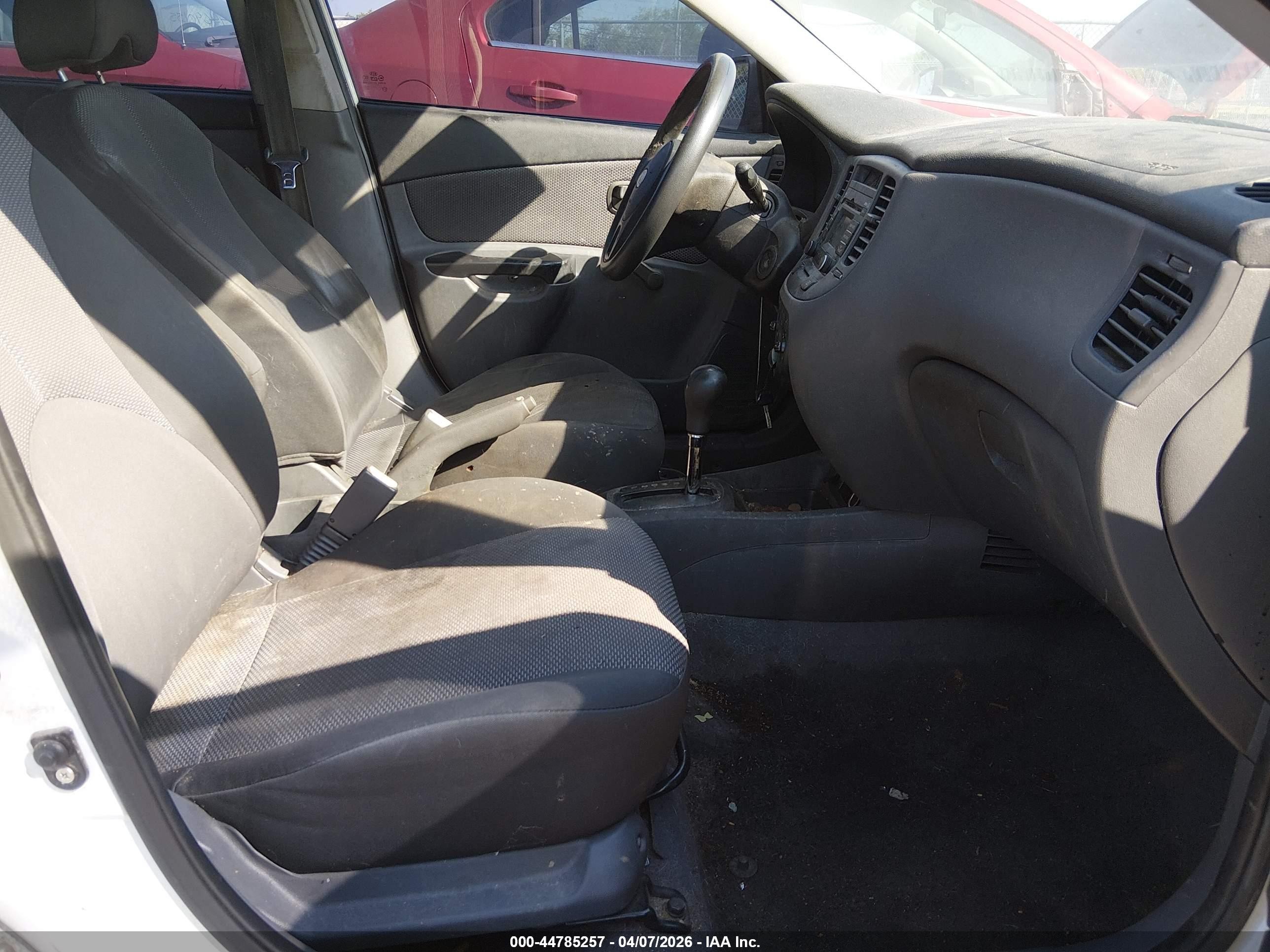 2010 Kia Rio Lx Белый vin: KNADH4A34A6665263