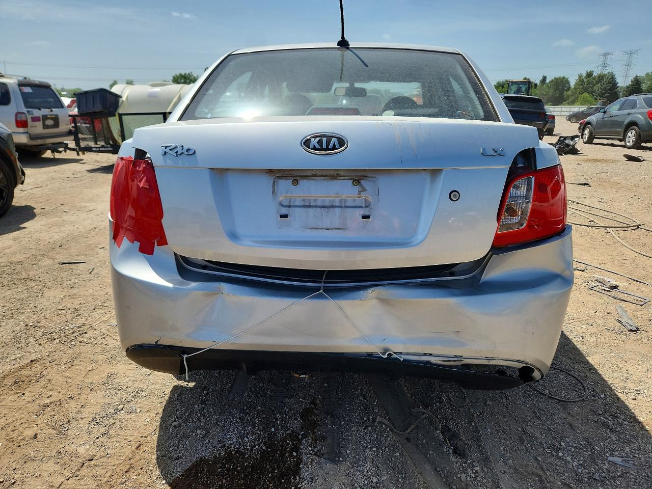 2010 Kia Rio Base Серебряный vin: KNADH4A34A6682855